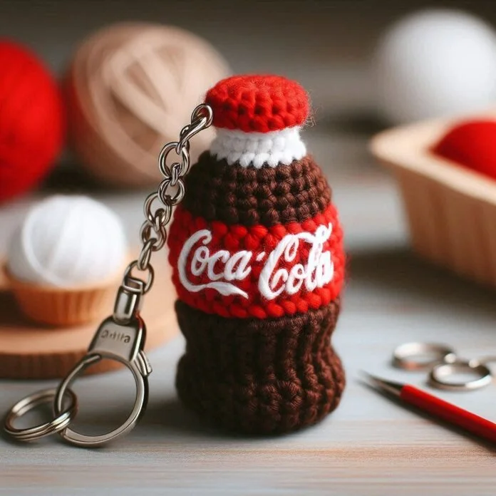 Crochet a Coca-Cola bottle keychain