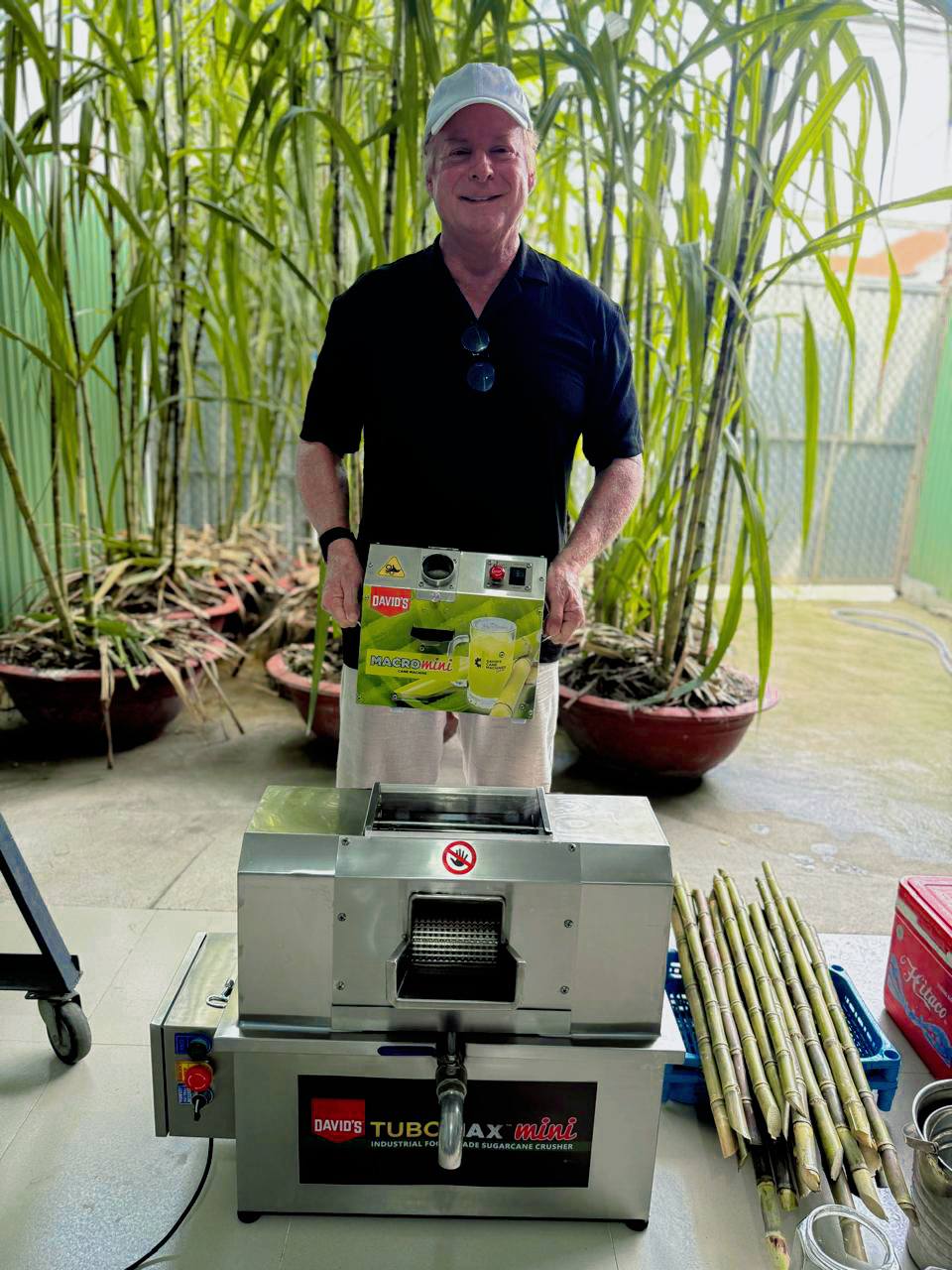 Meet the dynamic duo of the... - David's Cane Machines Select | Facebook