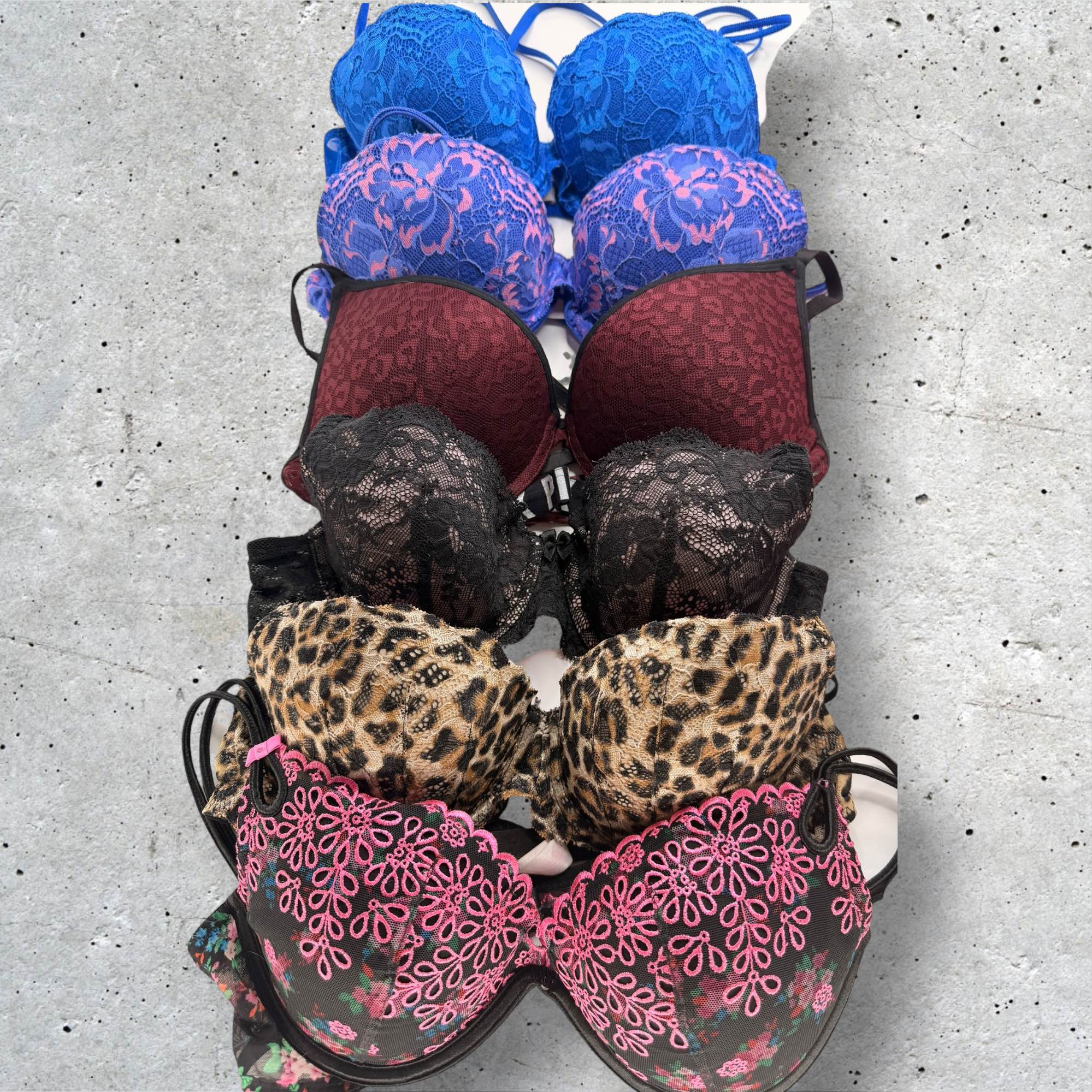 Victoria’s Secret Bras Bundle / Lace Push-Up & Super Push-Up – Size 32D ...