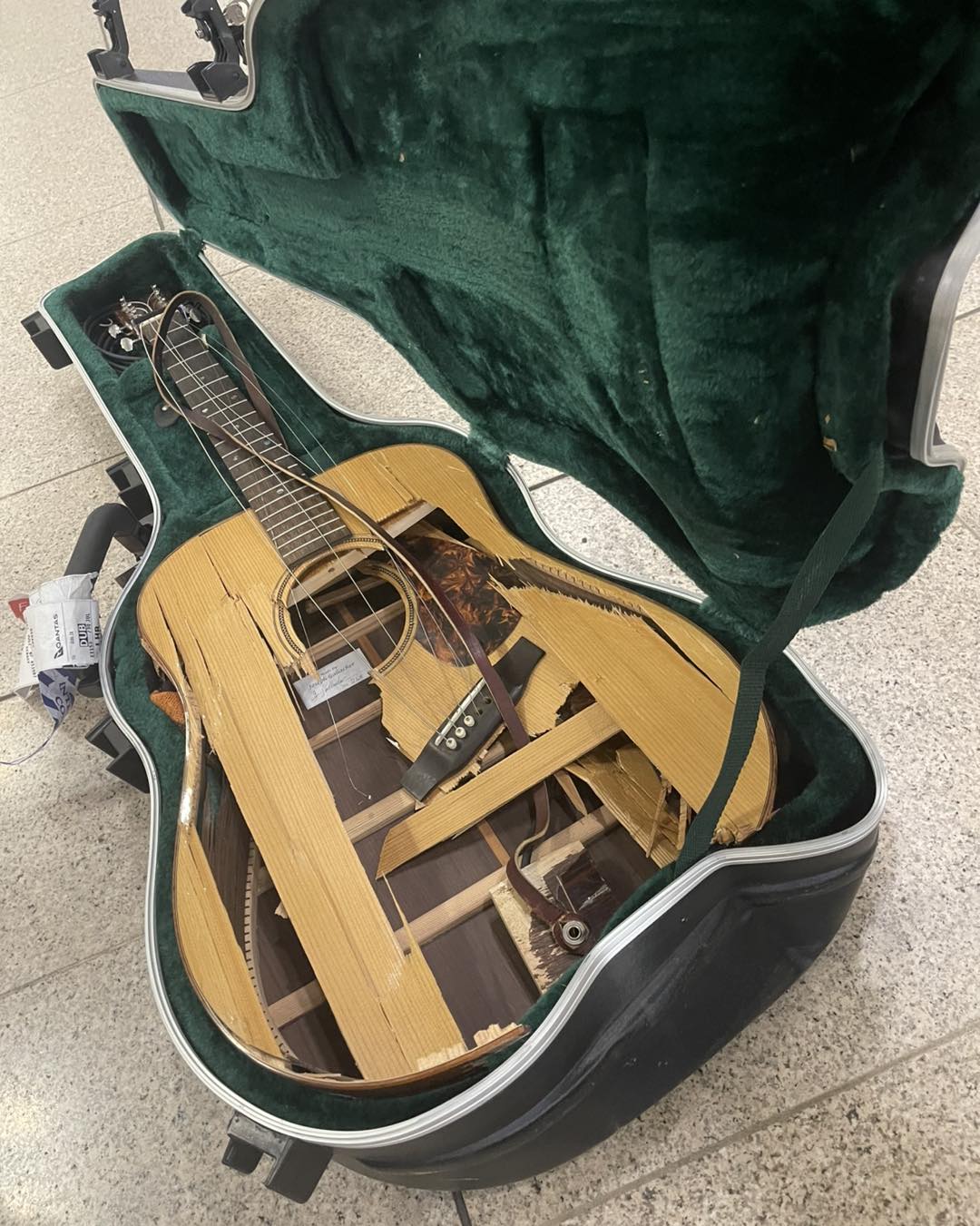 joe gallacher guitarsの00-18vs Joe Gallacher Guitars (@joegallacherguitars) - Mentions | Facebook