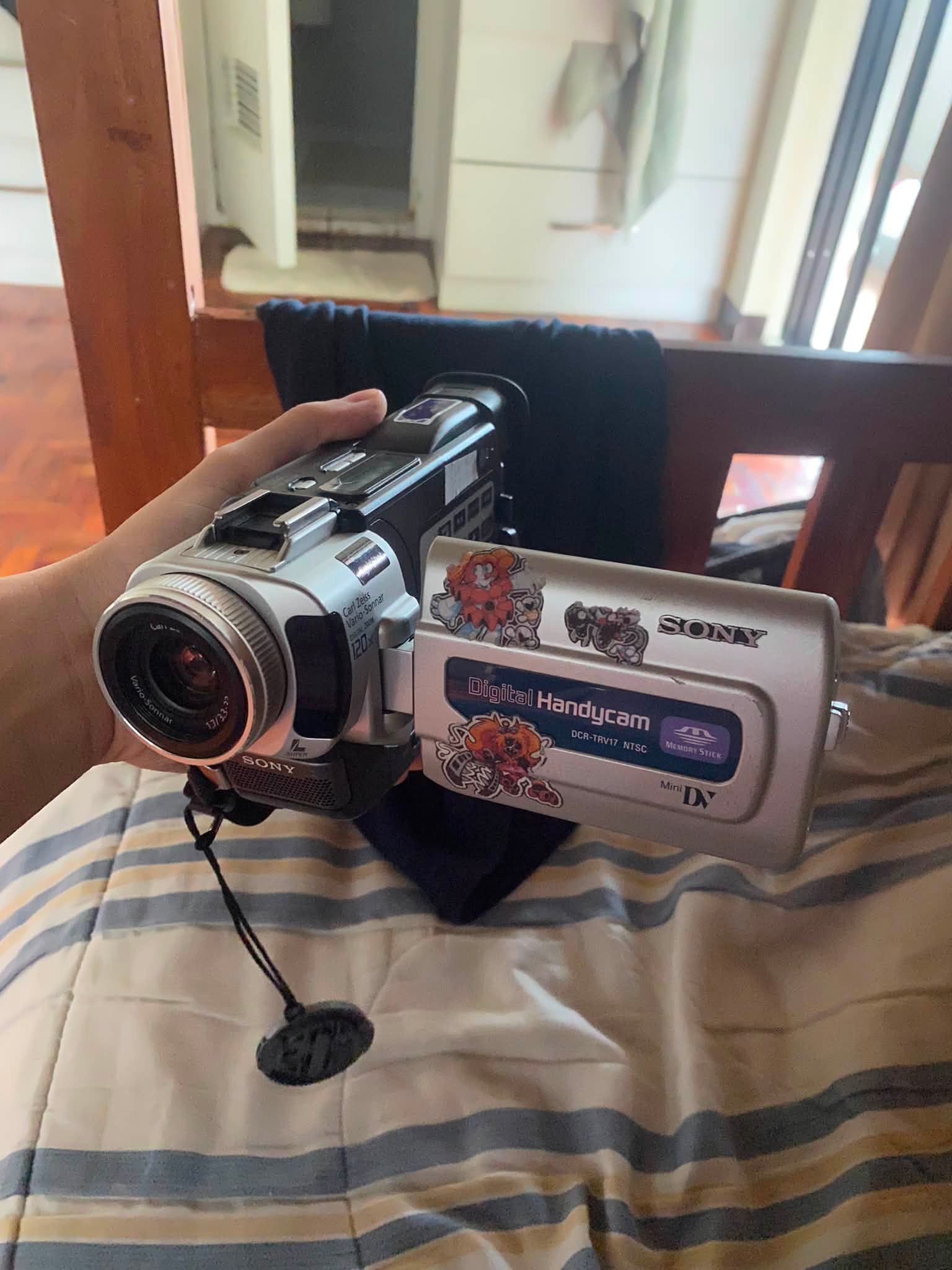 Wts (From Ph) Sony Handycam dcr-trv20 Tapeless Rig/setup (Working