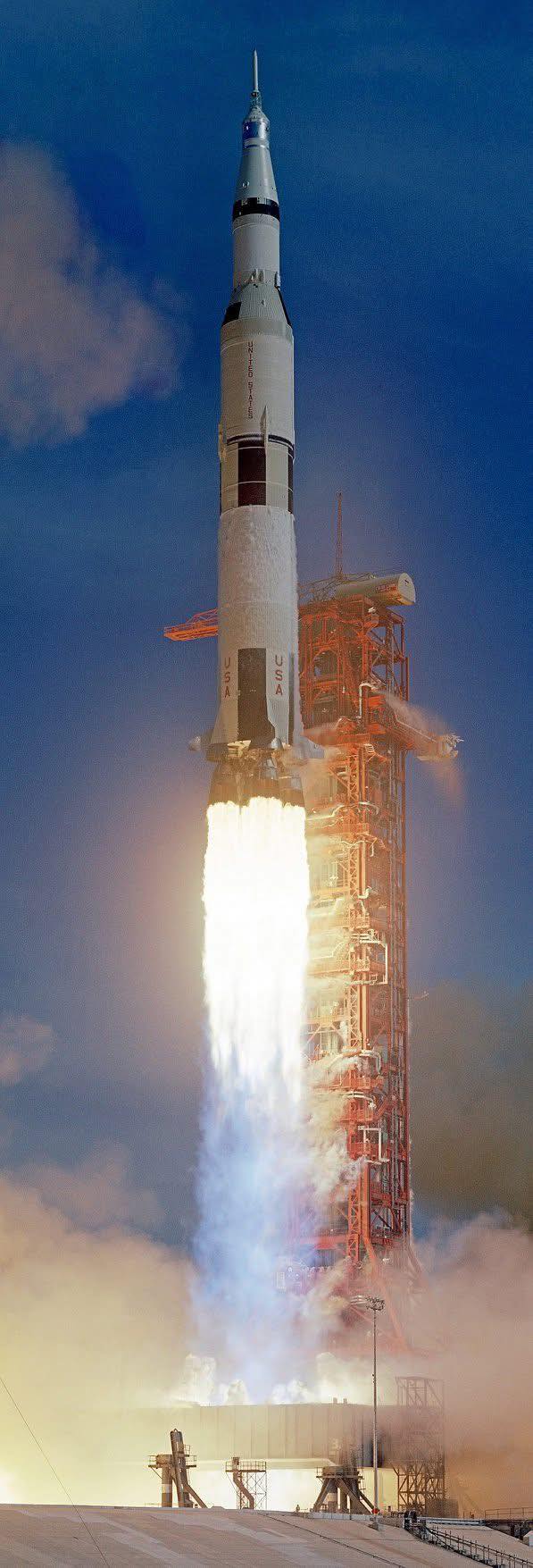 Apollo XV newspaper clipping from July 27, 1971