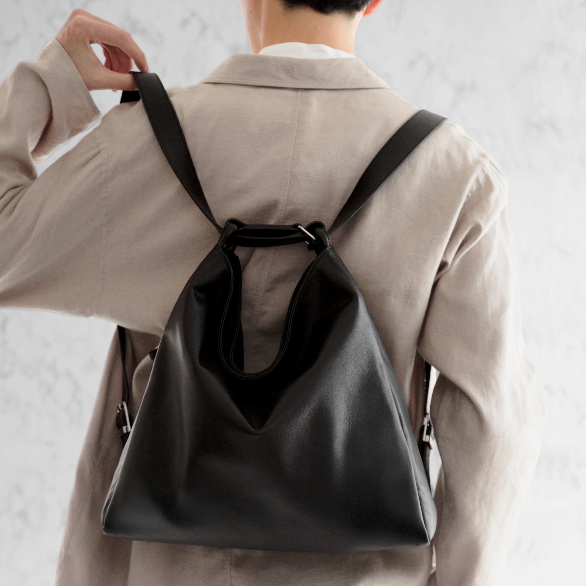 マザーハウス レザーショルダーバッグ 定価35,200円 Motherhouse マザーハウス added a new photo. - Motherhouse マザーハウス