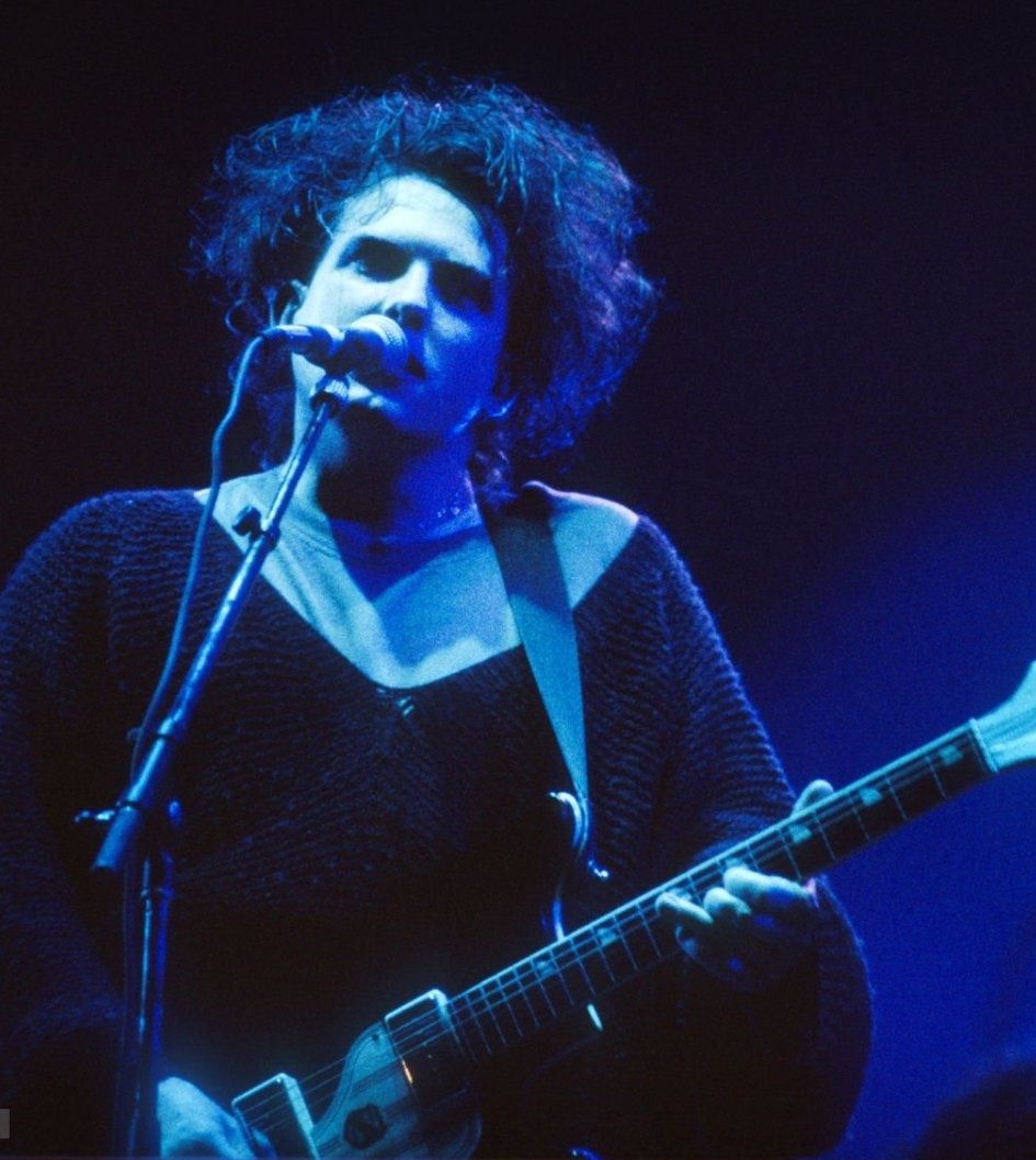 Werchter Festival, Belgium, 8th July 1990. (Photo by Gie Knaeps