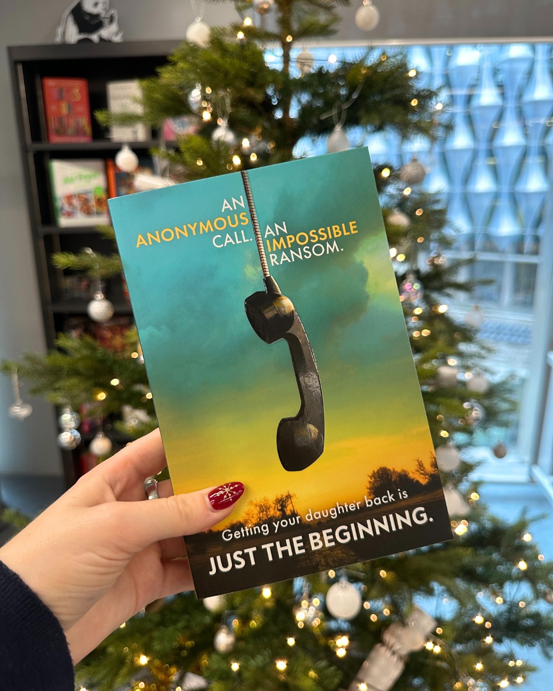 'Unputdownable' FREIDA MCFADDEN... - Penguin Michael Joseph | Facebook