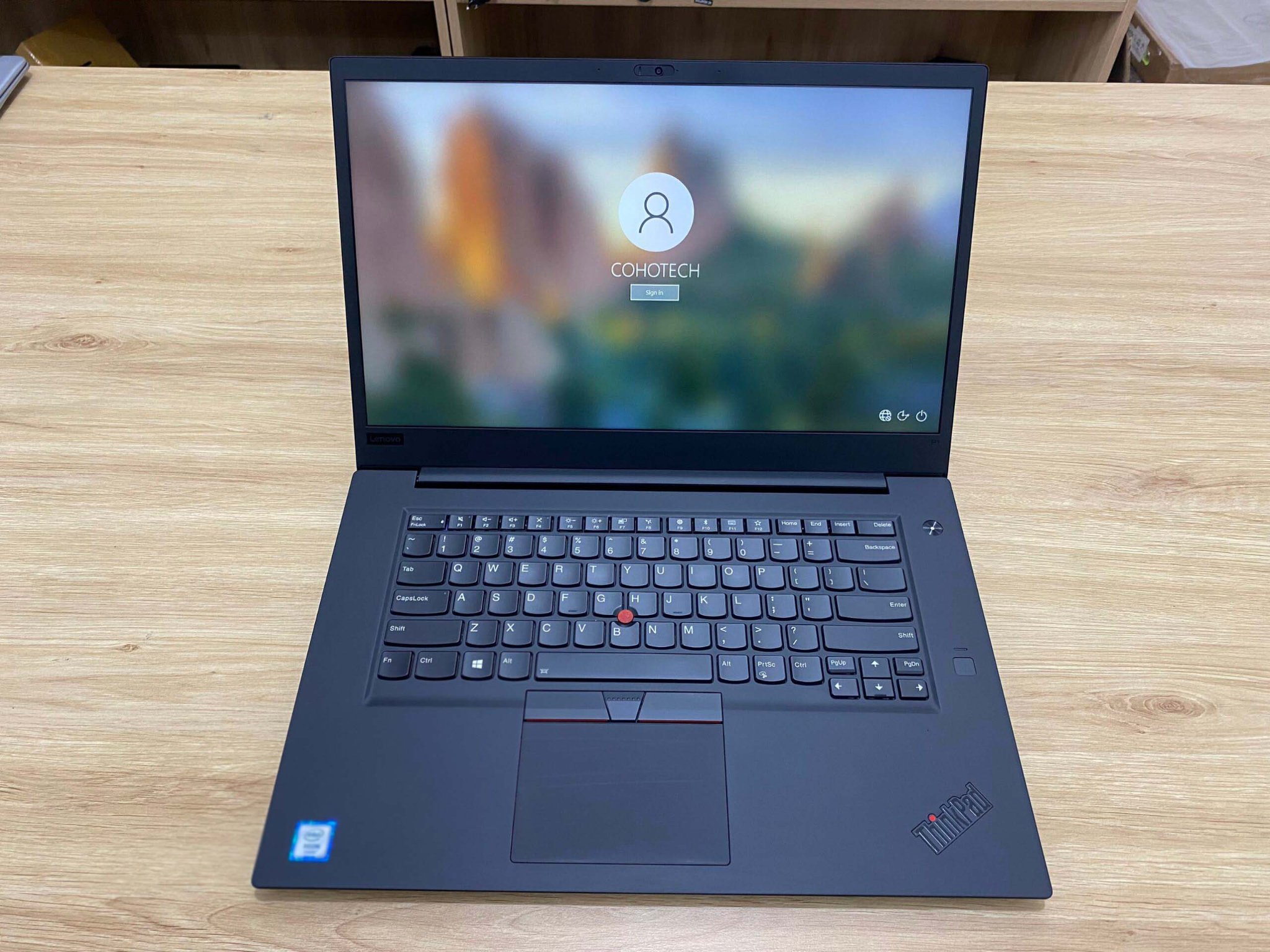 Lenovo ThinkPad P1 Workstation Gen 3 . Core i7-10750h (12cpu 