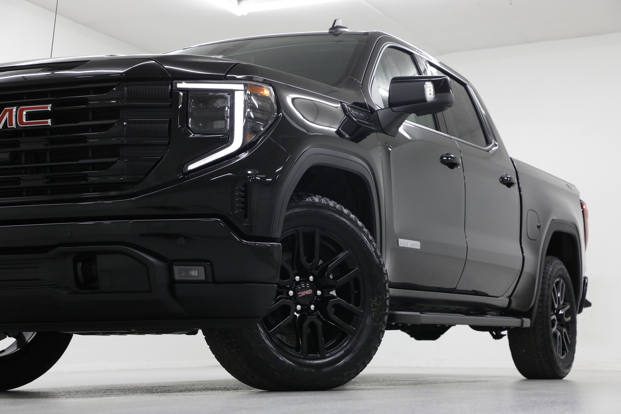 Jim - 📷Click here to view more DETAILED PHOTOS of this EXACT vehicle ...