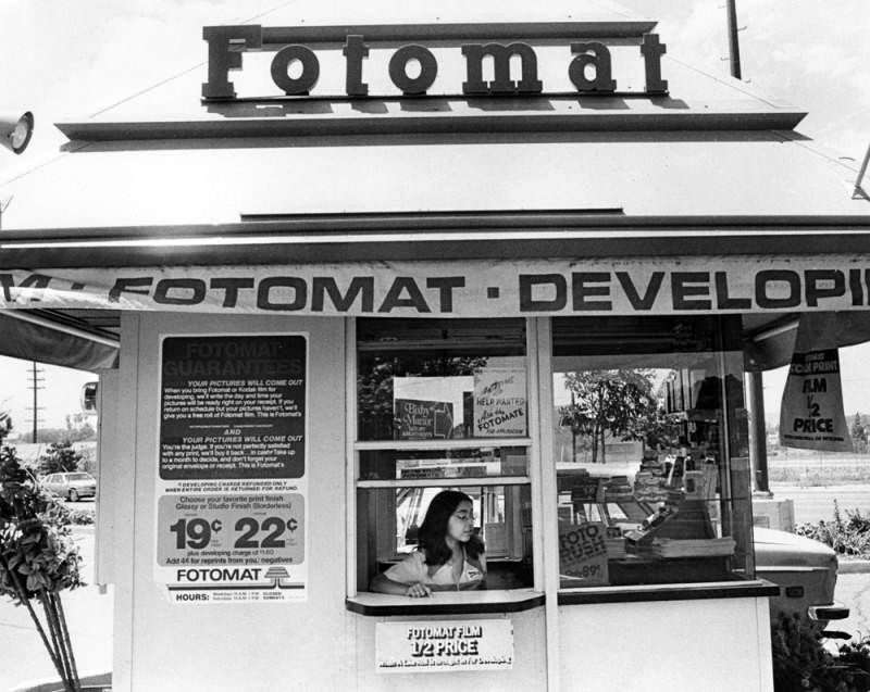 Photo - [1979] View of a Fotomat drive-in kiosk providing one-day photo ...
