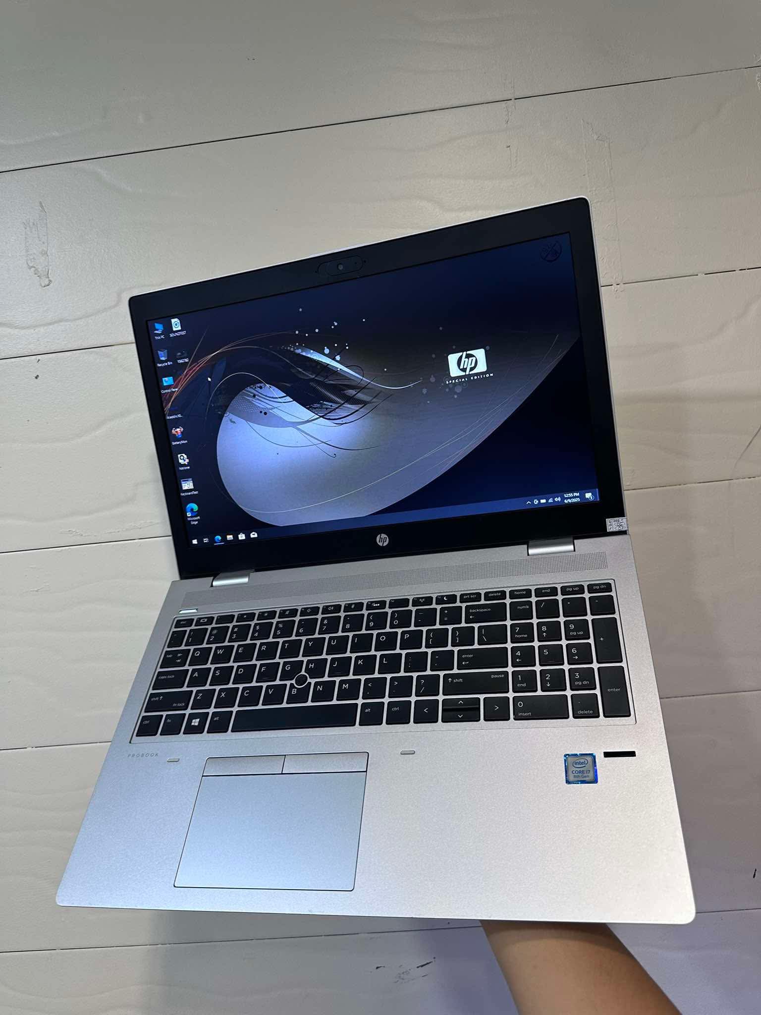 ? HP ProBook 650 G4 PRICE: ₱18,500 256GB SSD | 8GB RAM 