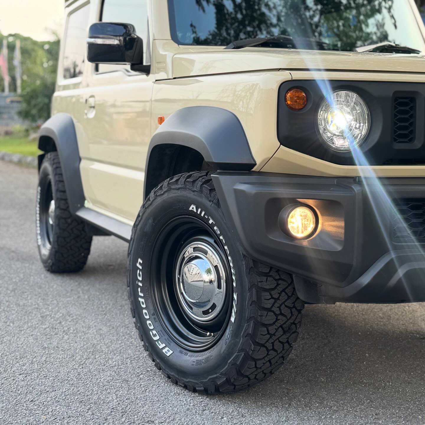 Suzuki Jimny fitted with New 16 inch Dean Cross Country wheels 