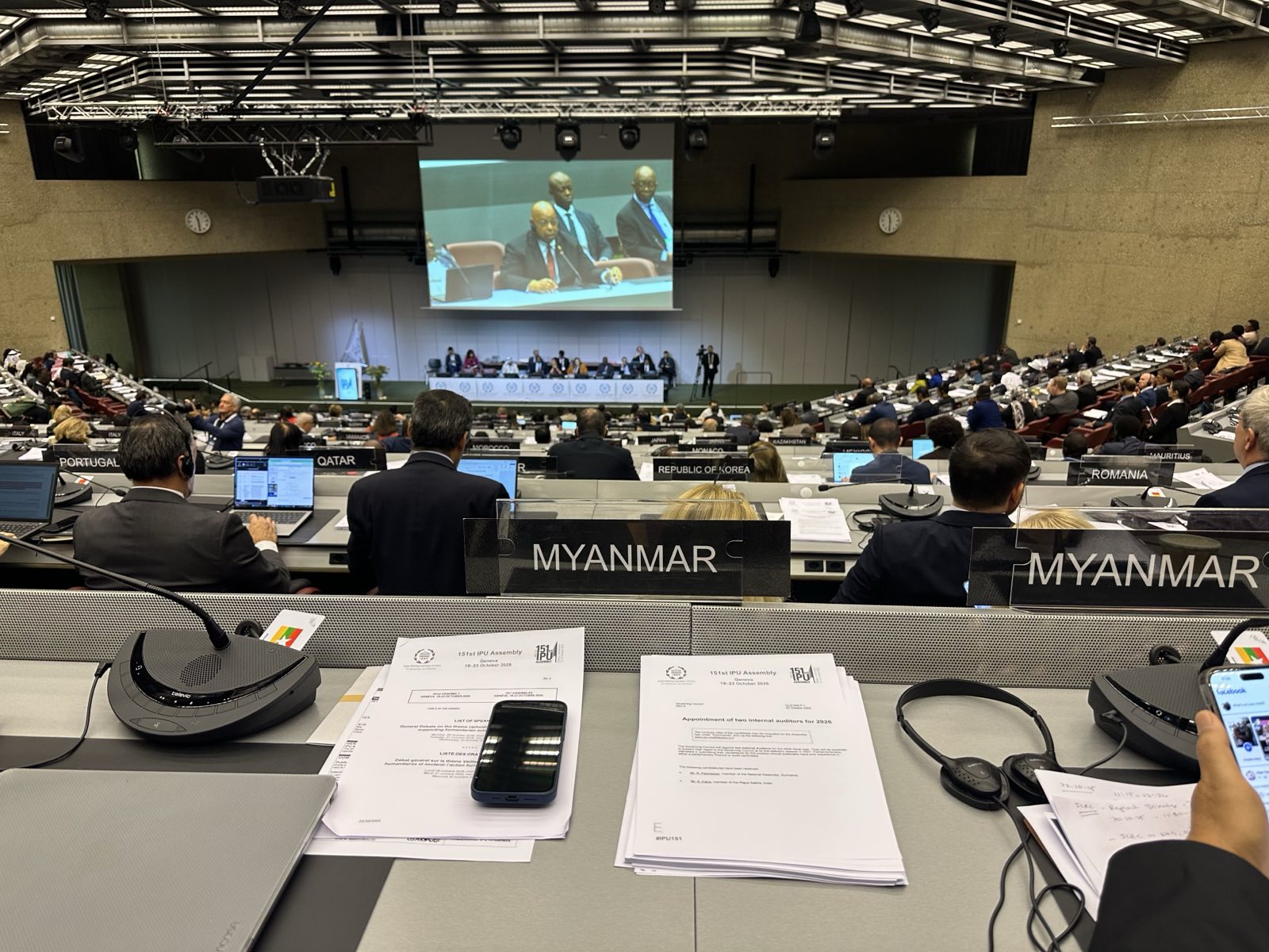 Committe... - Committee Representing Pyidaungsu Hluttaw - CRPH