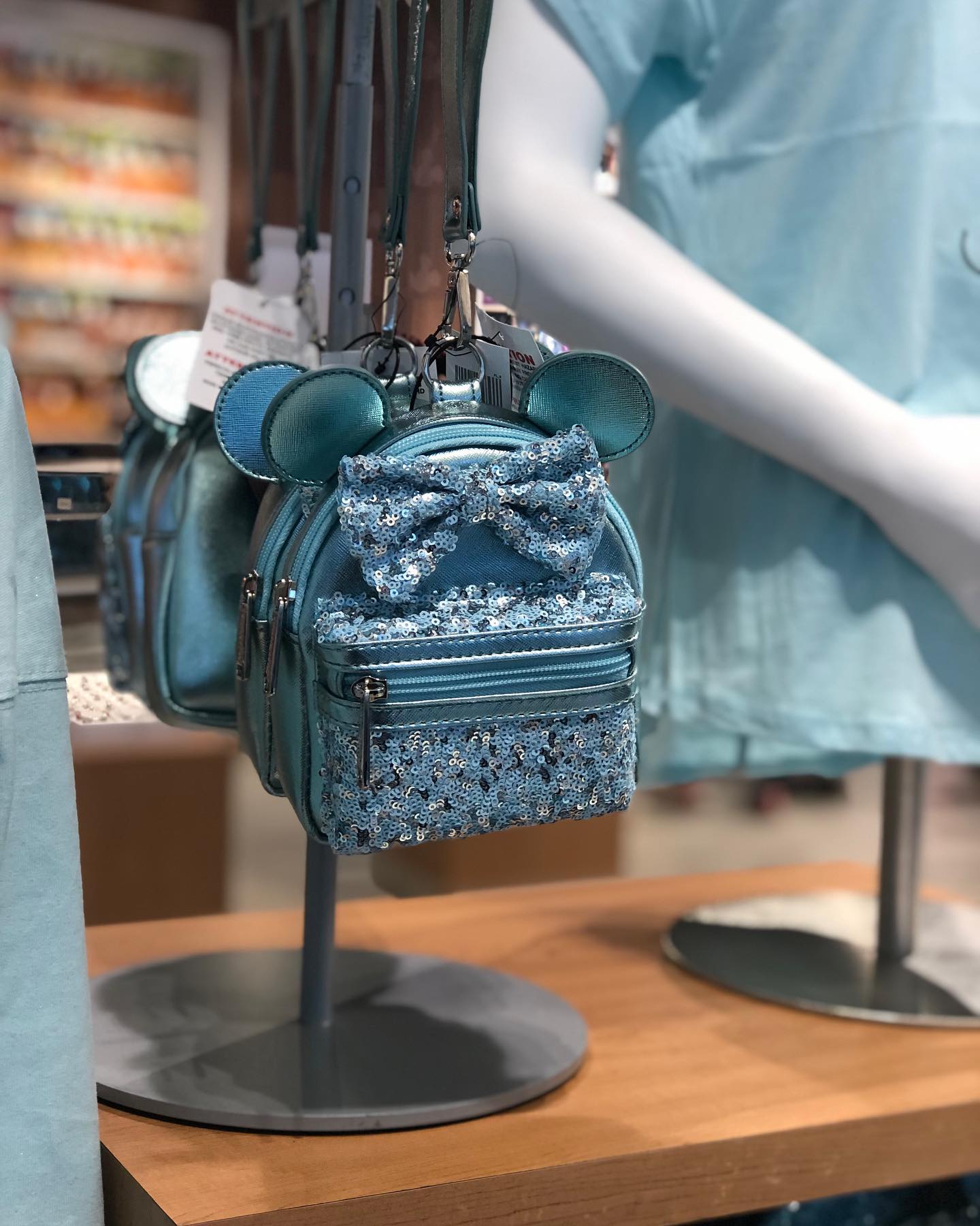 fox and the hound mini backpack Loungefly Disney the Meeting Color:Flutter by Grey Features – Polyurethane – American Tourister Brett 4.0 men's leather backpacks