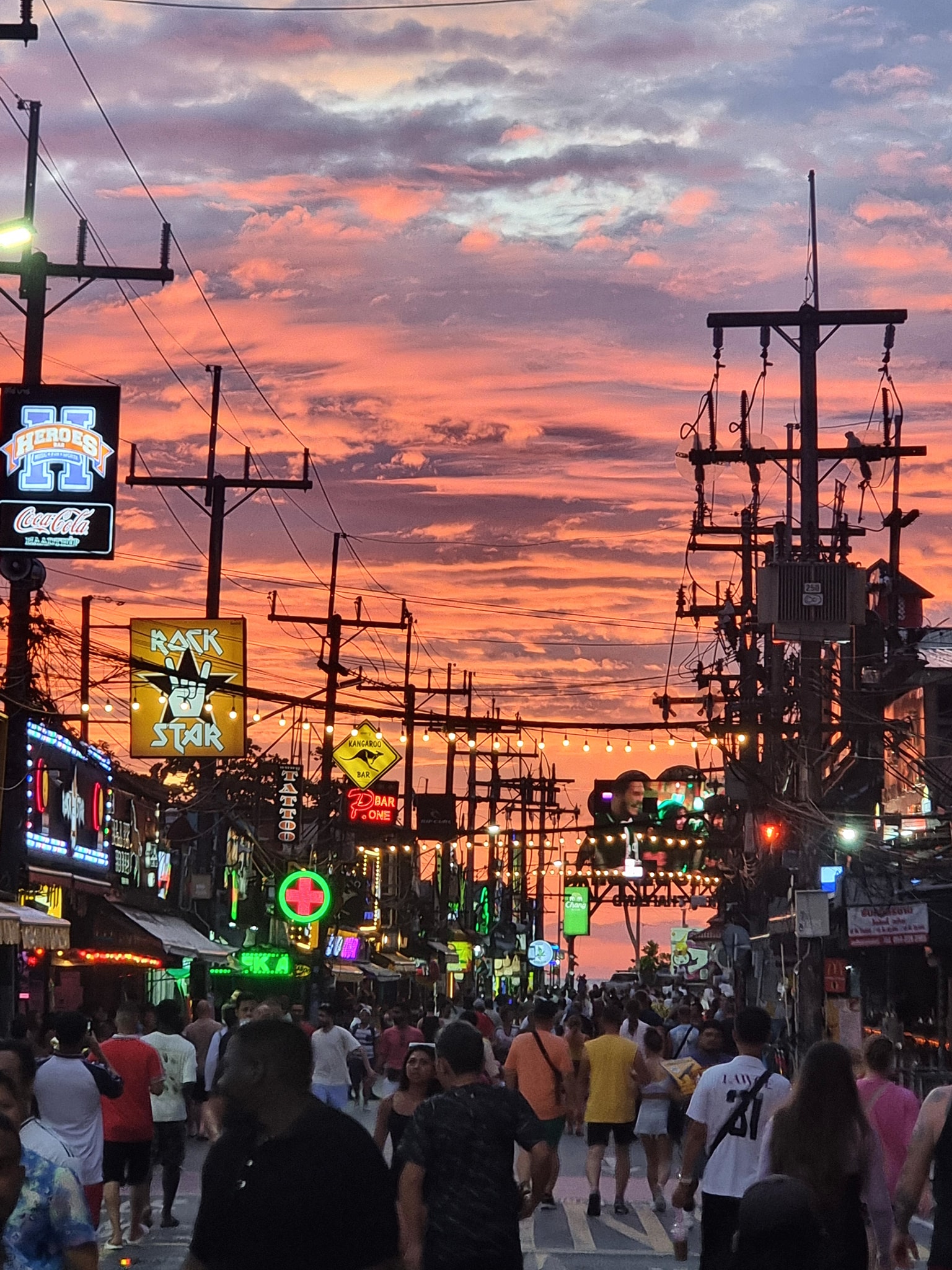 Things to Do in Phuket Thailand | Today the sky is absolutely full of ...