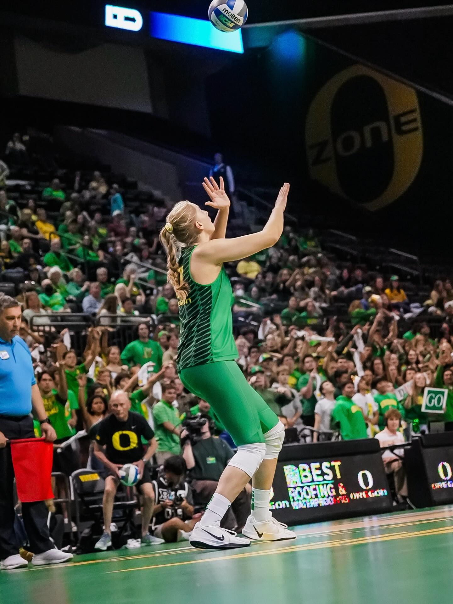 Oregon Volleyball added a new photo. - Oregon Volleyball