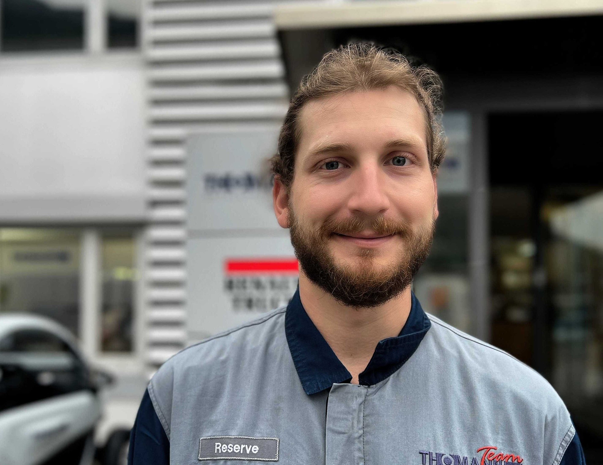 Thomann - Wir heissen Colin Casutt in unserem Team am Standort an ...
