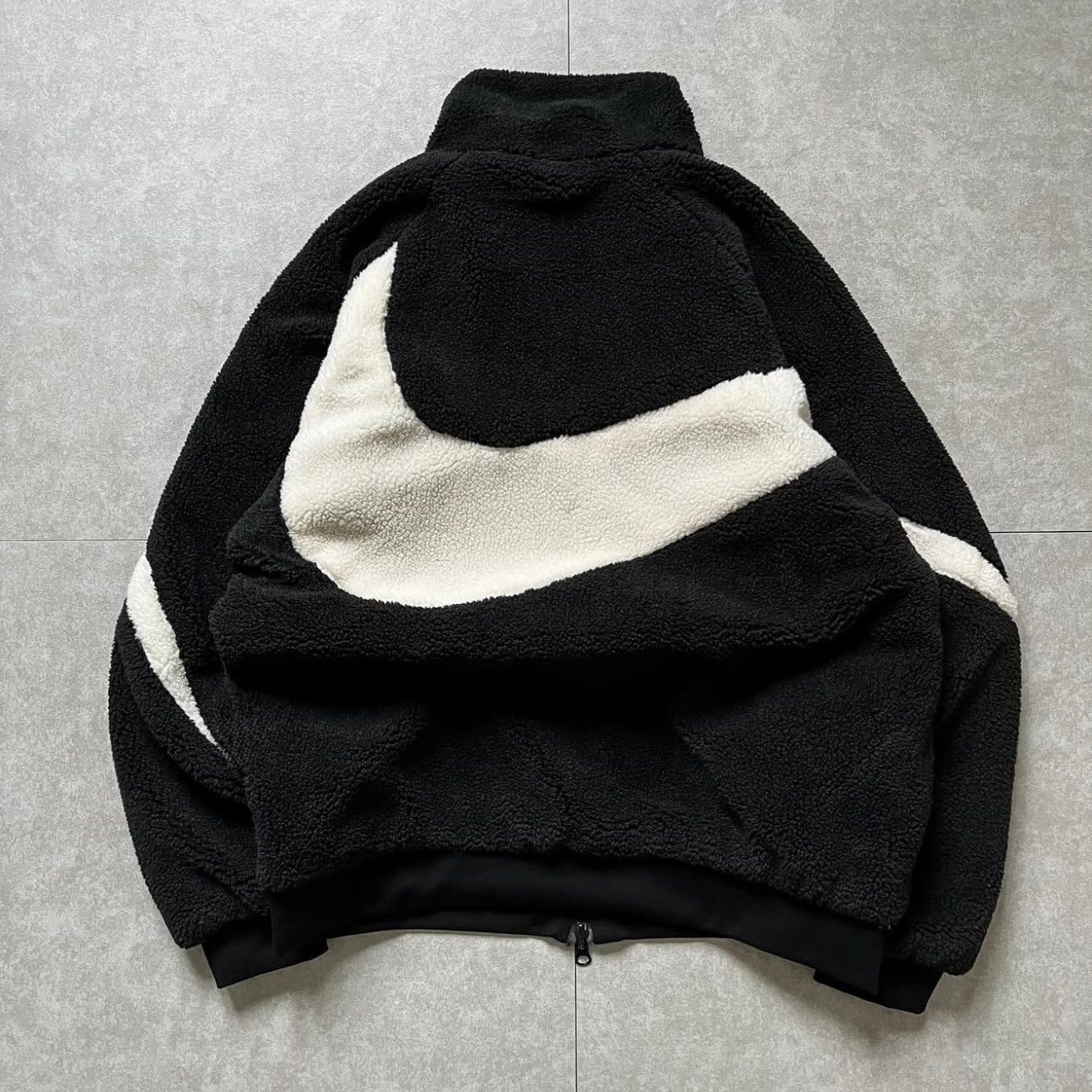 Nike Swoosh Fleece Reversible Jacket 🖤✔️