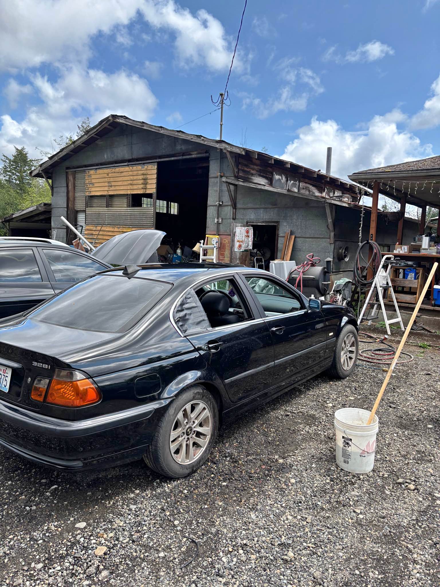 1999 BMW 3 Series · 328i Sedan 4D