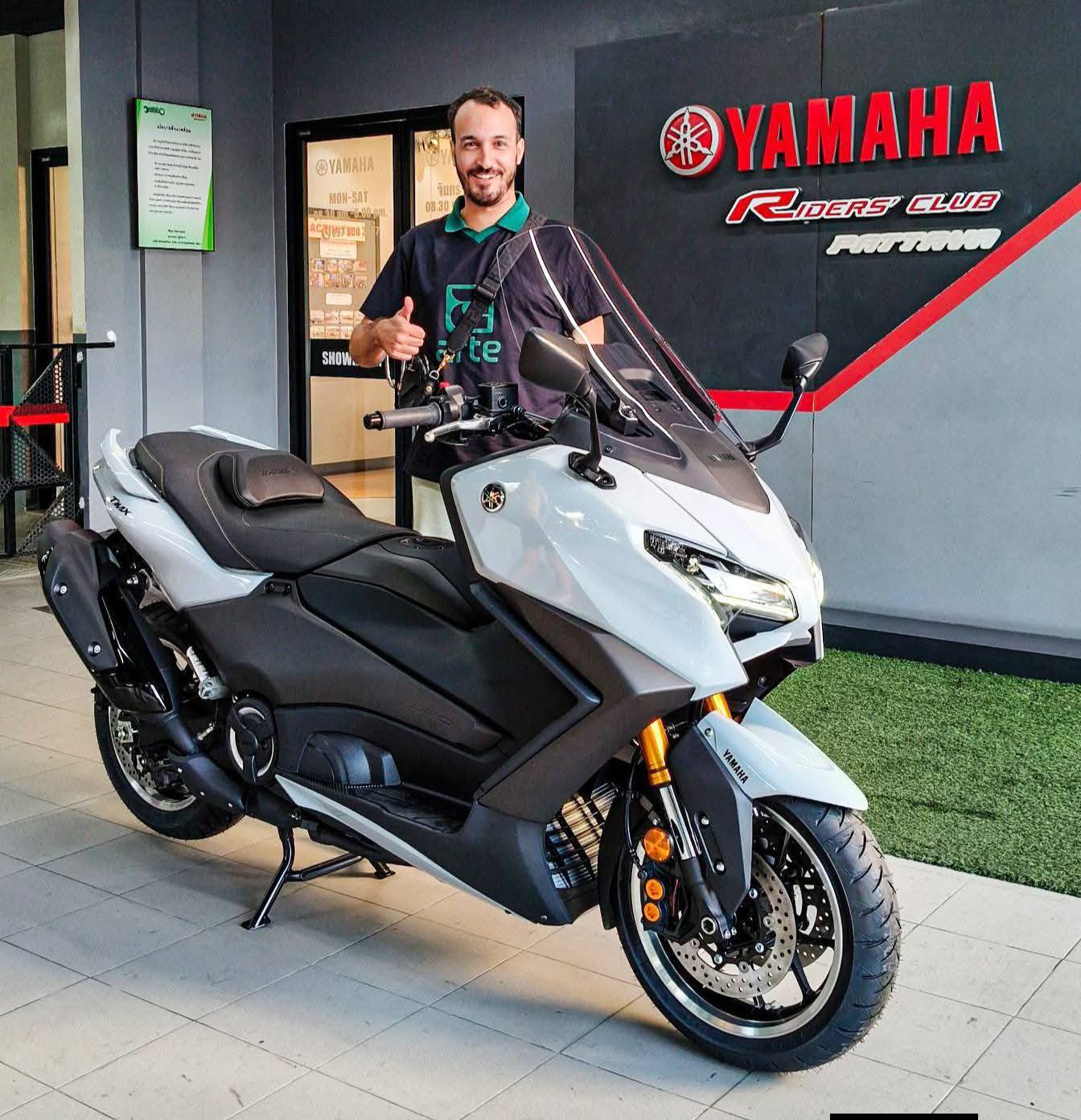 Yamaha Riders Club... - Yamaha Riders Club Pattaya by Mityon