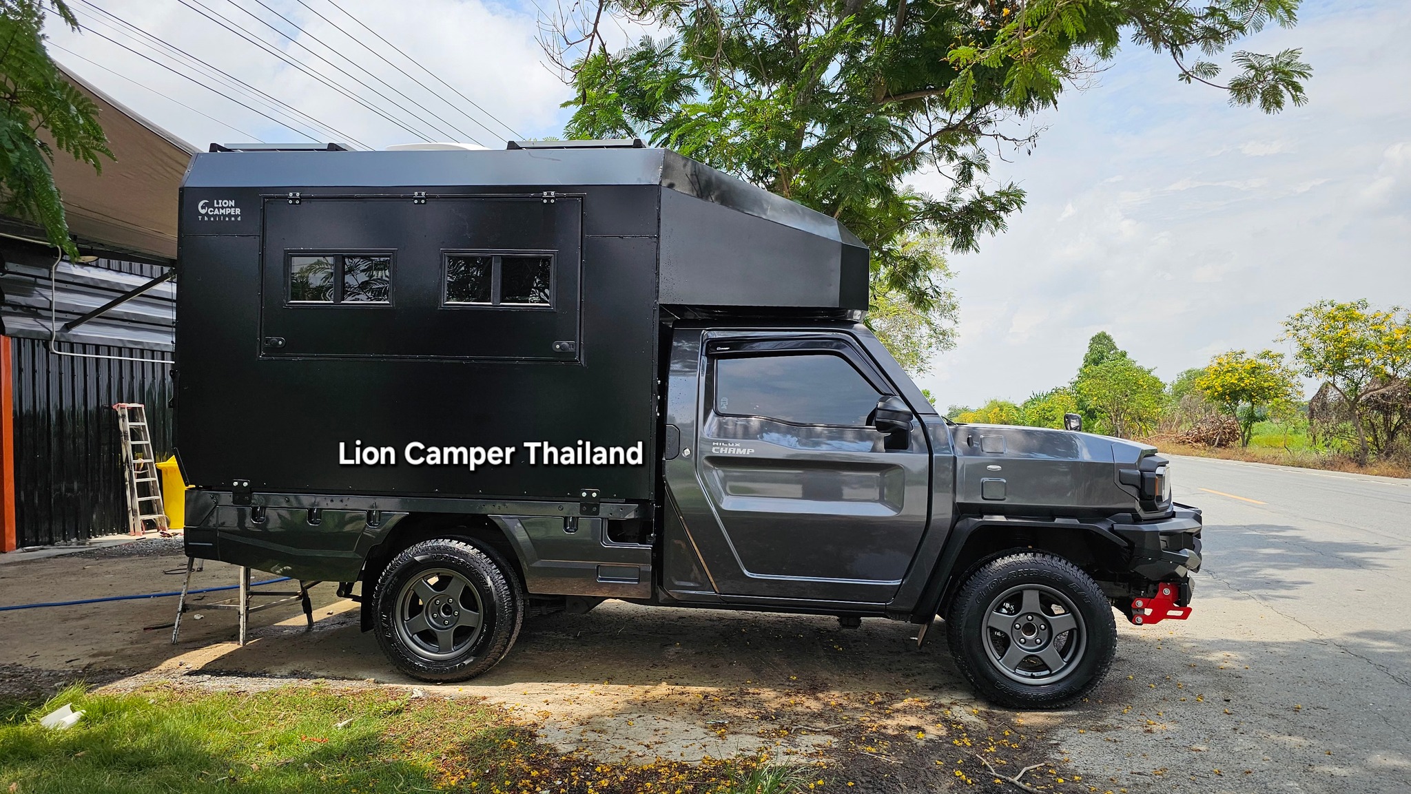Lion Camper Thailand จำหน่ายเต็นท์หลังคารถ ออนิ่ง และอุปกรณ์แคมป์ปิ้ง ...