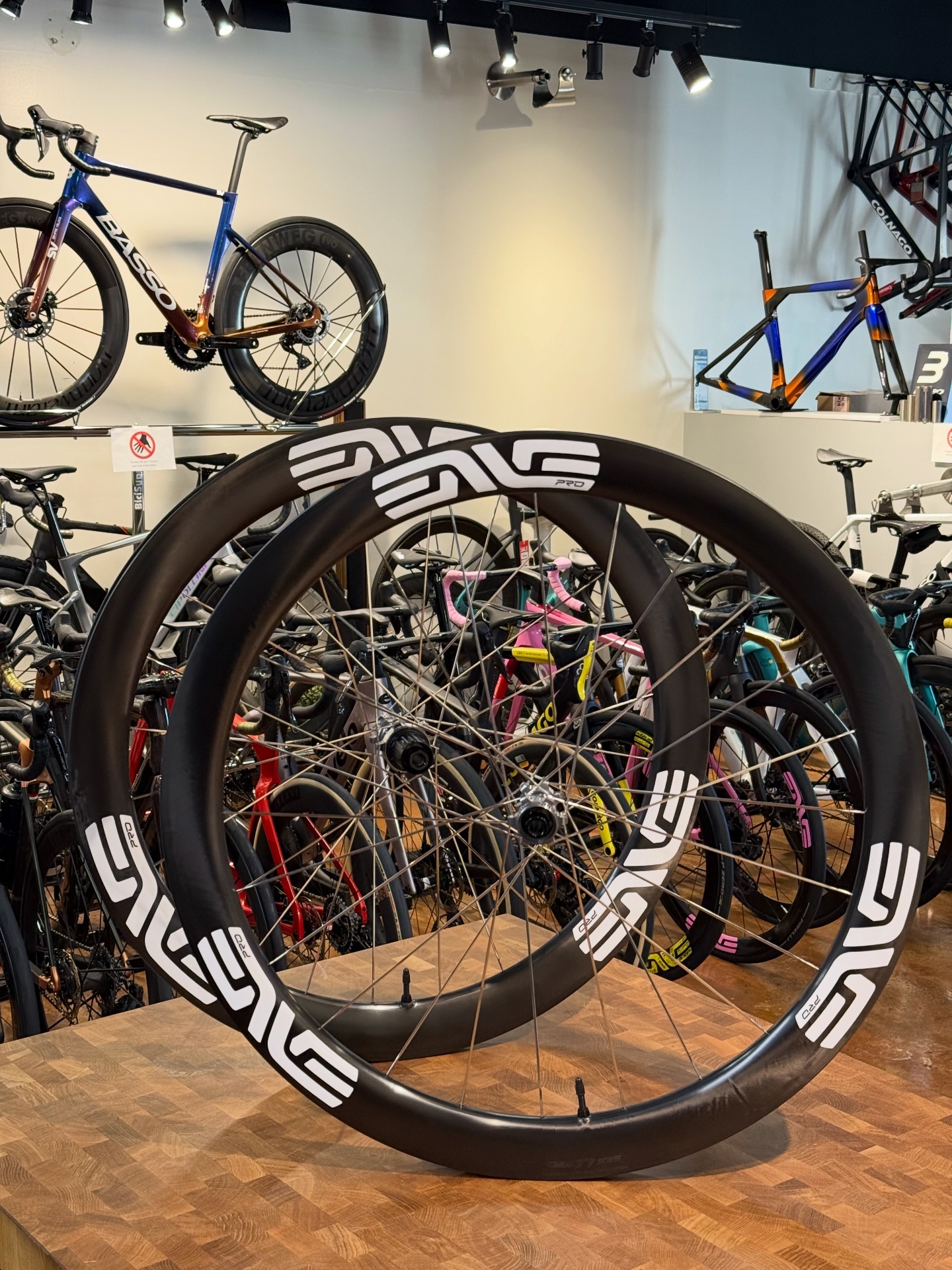 ENVE SES 4.5 PRO, White Decal, wheel set. - Ultralight PRO 