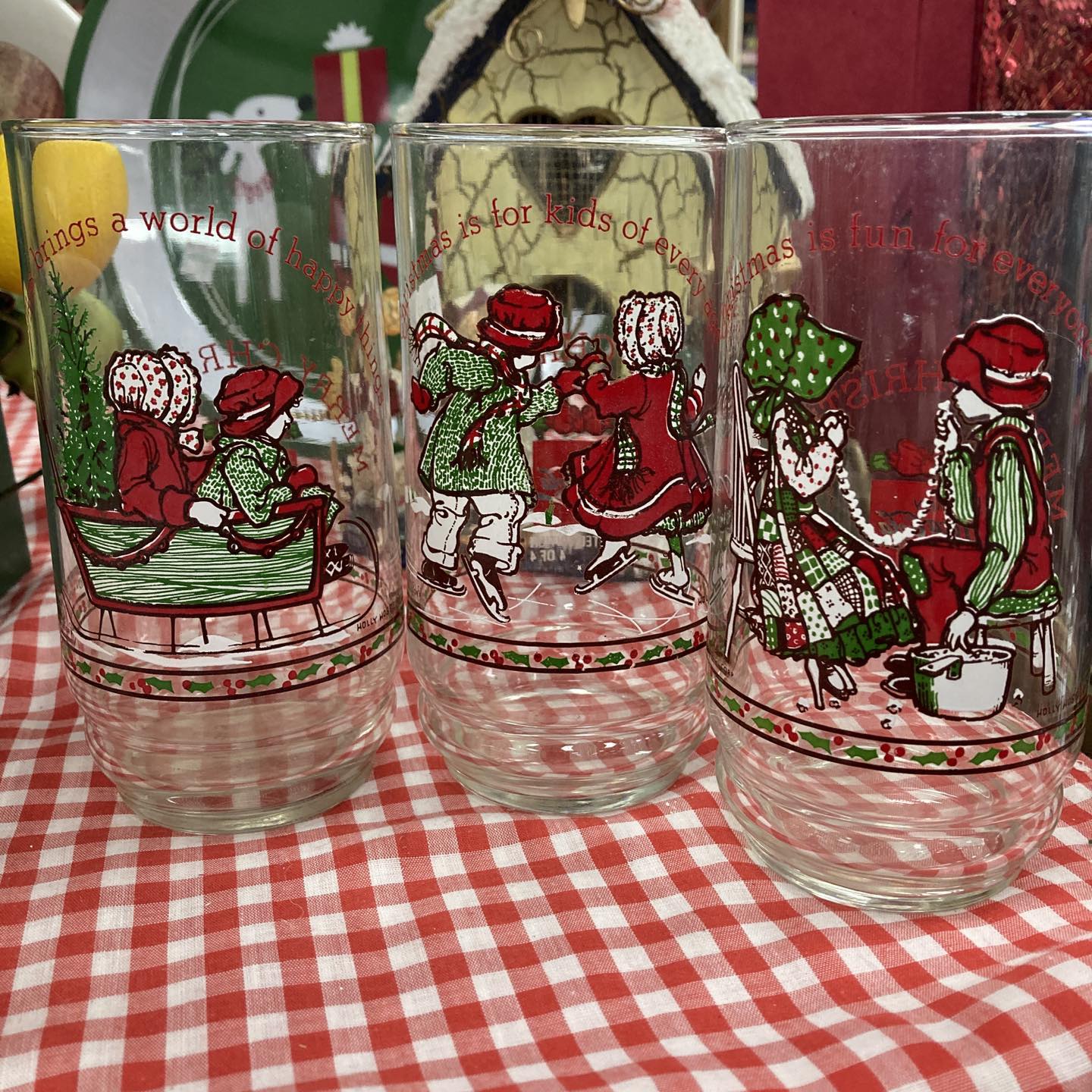Holly Hobbie Christmas glasses $2 each display picture 1