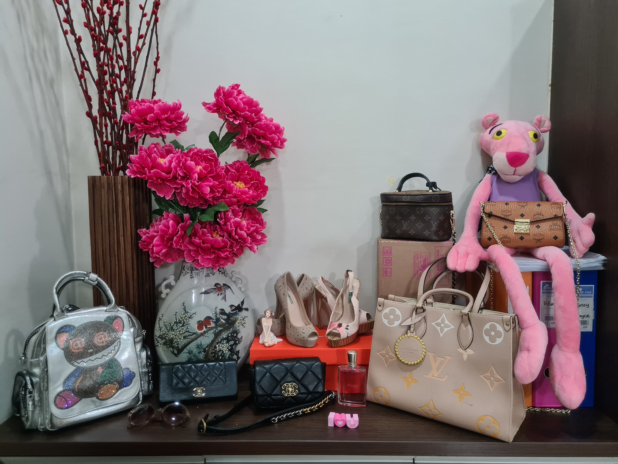 JC.boutique服装店 - JC.boutique服装店 added a new photo.
