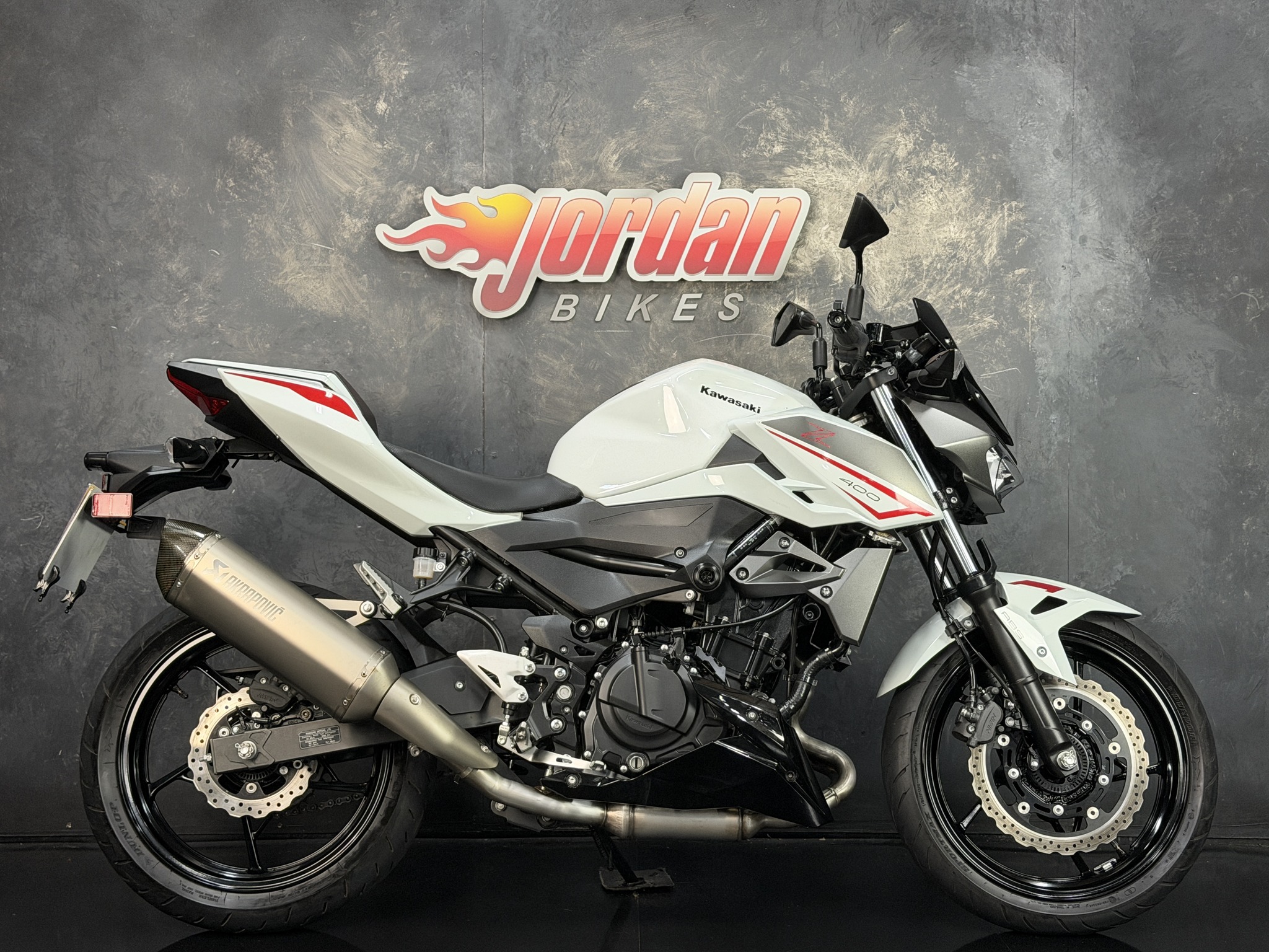 For sale, Kawasaki Z400 ABS, 2023 '23' plate, 3359 miles, £3990
