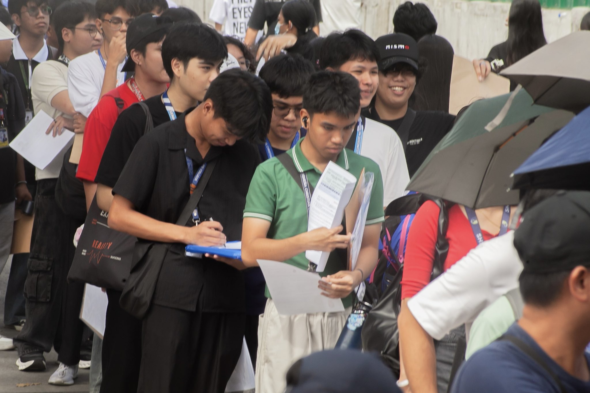 INQUIRER.net - LOOK: Thousands of aspiring and future ‘Iskolar ng Bayan ...