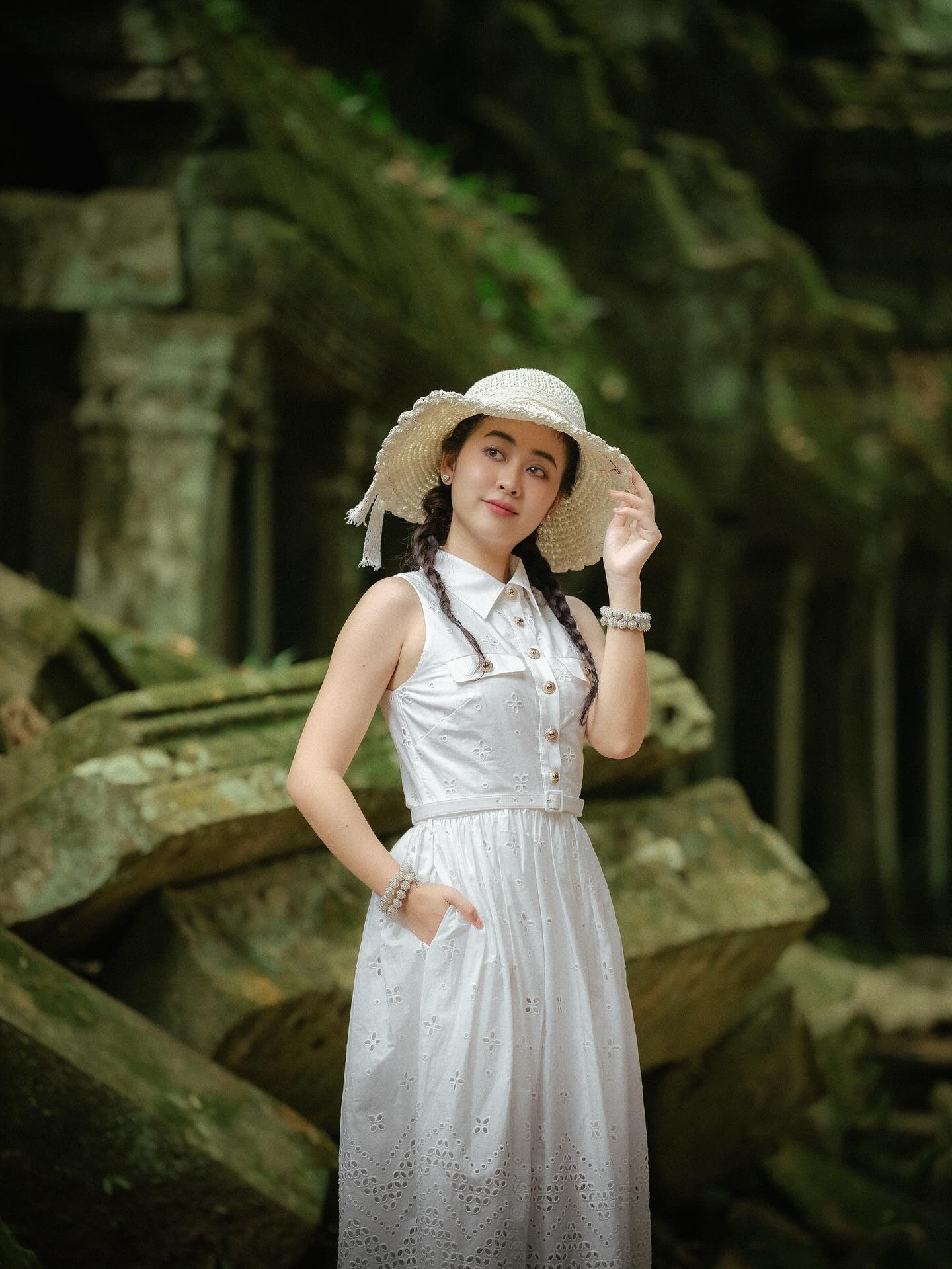 Pich Solikah - Pich Solikah added a new photo — at សៀម រាប...