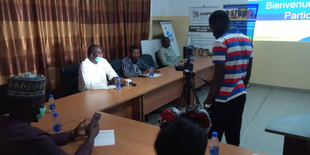 Form... - Formation des Jeunes Entrepreneurs et Leaders - FJEL