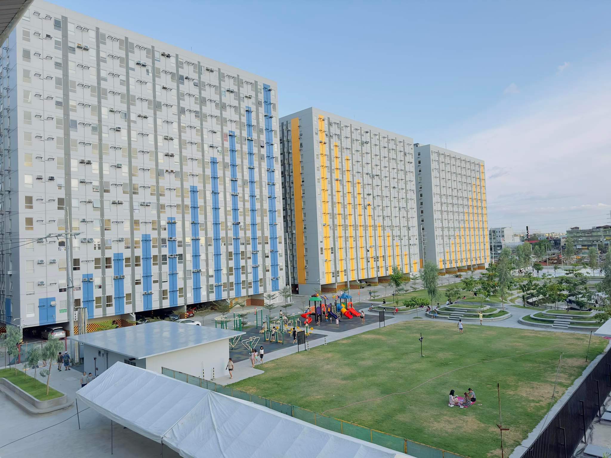 Deca Ortigas Condominium | Pasig