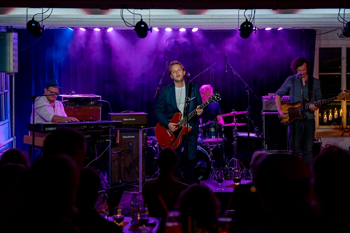 Dominic - Next gigs are coming soon! 18.10 - Der Herbst, Brunnen, mit ...