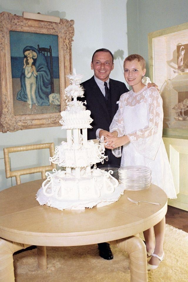 FreD - 💍 El 19 de julio de 1966, Frank Sinatra y Mia Farrow sorprendían ...