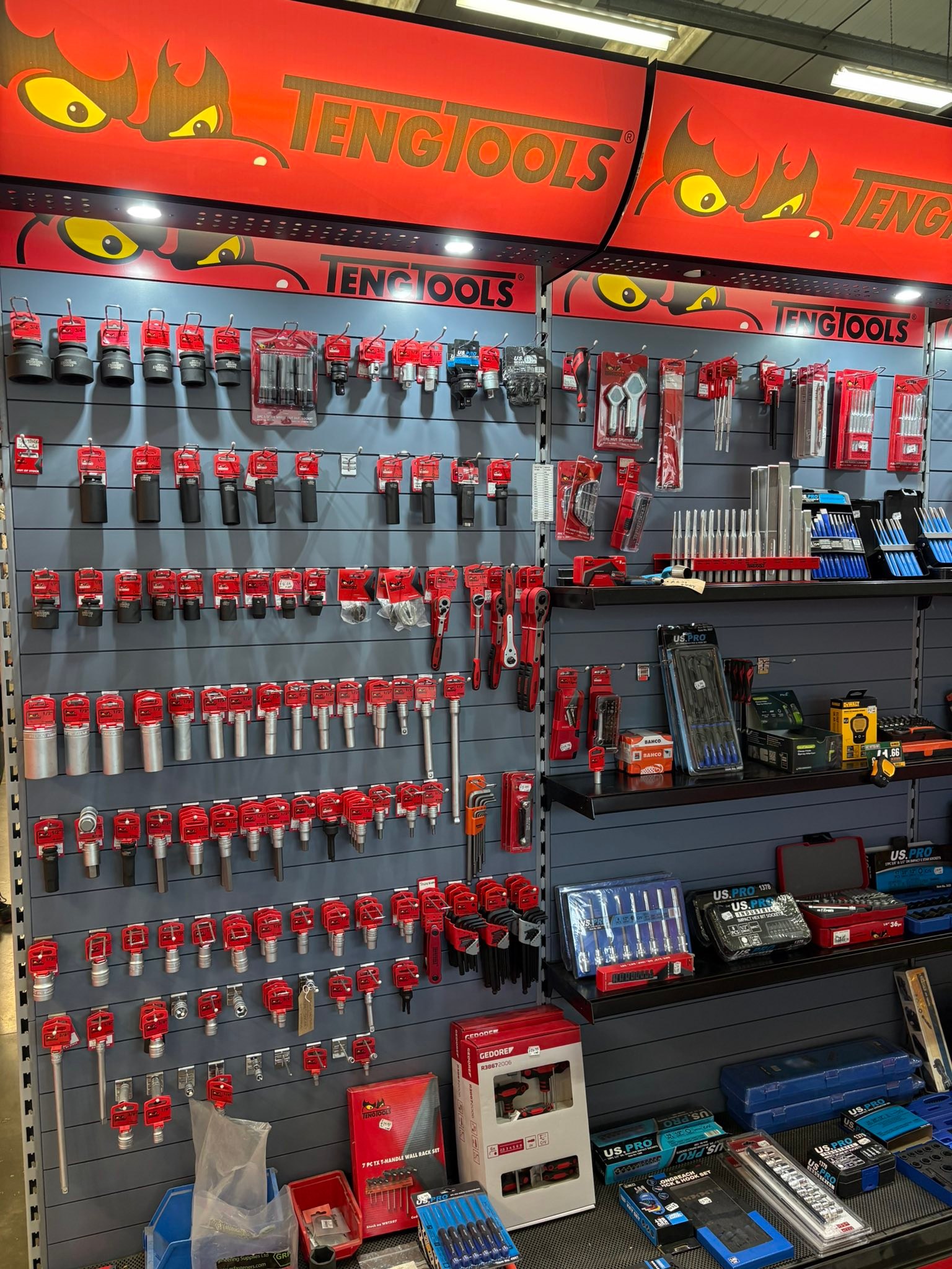 G.R Fasteners | Stonehouse