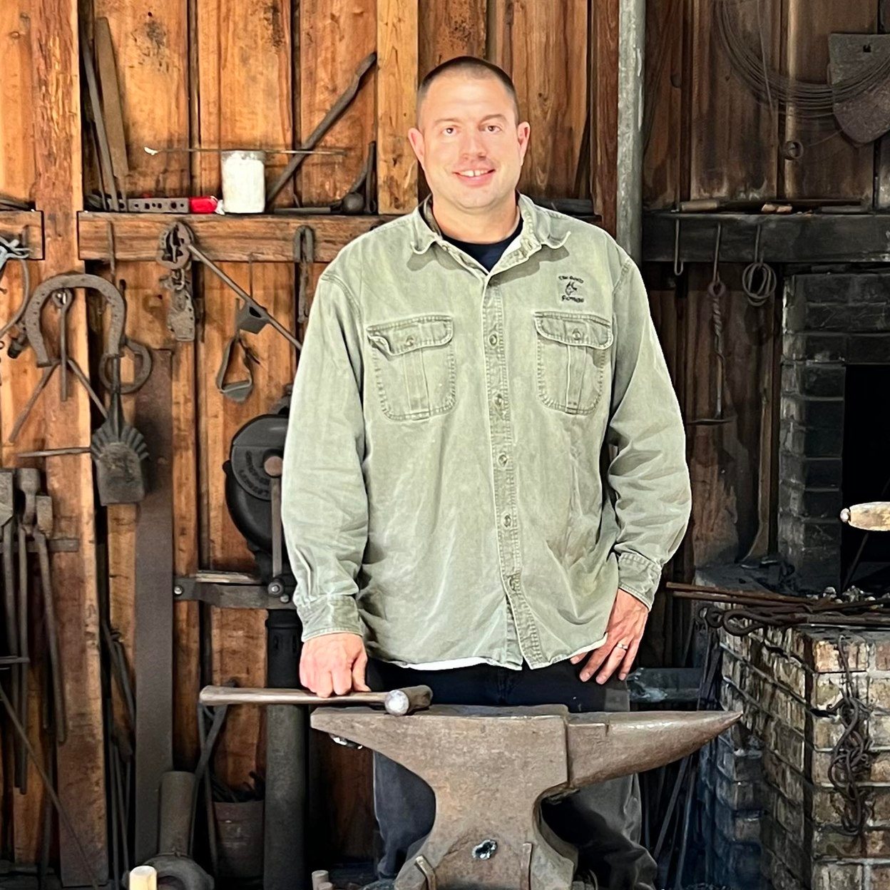 The Celtic Trinity Knot, ancient symbol of unity, eternity and the ...