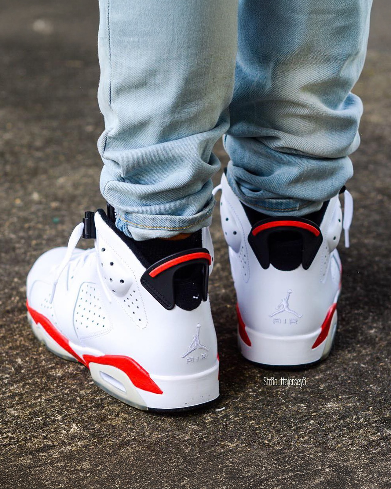 Air Jordan 6 OG “White Infrared” Returns Holiday 2026 ?