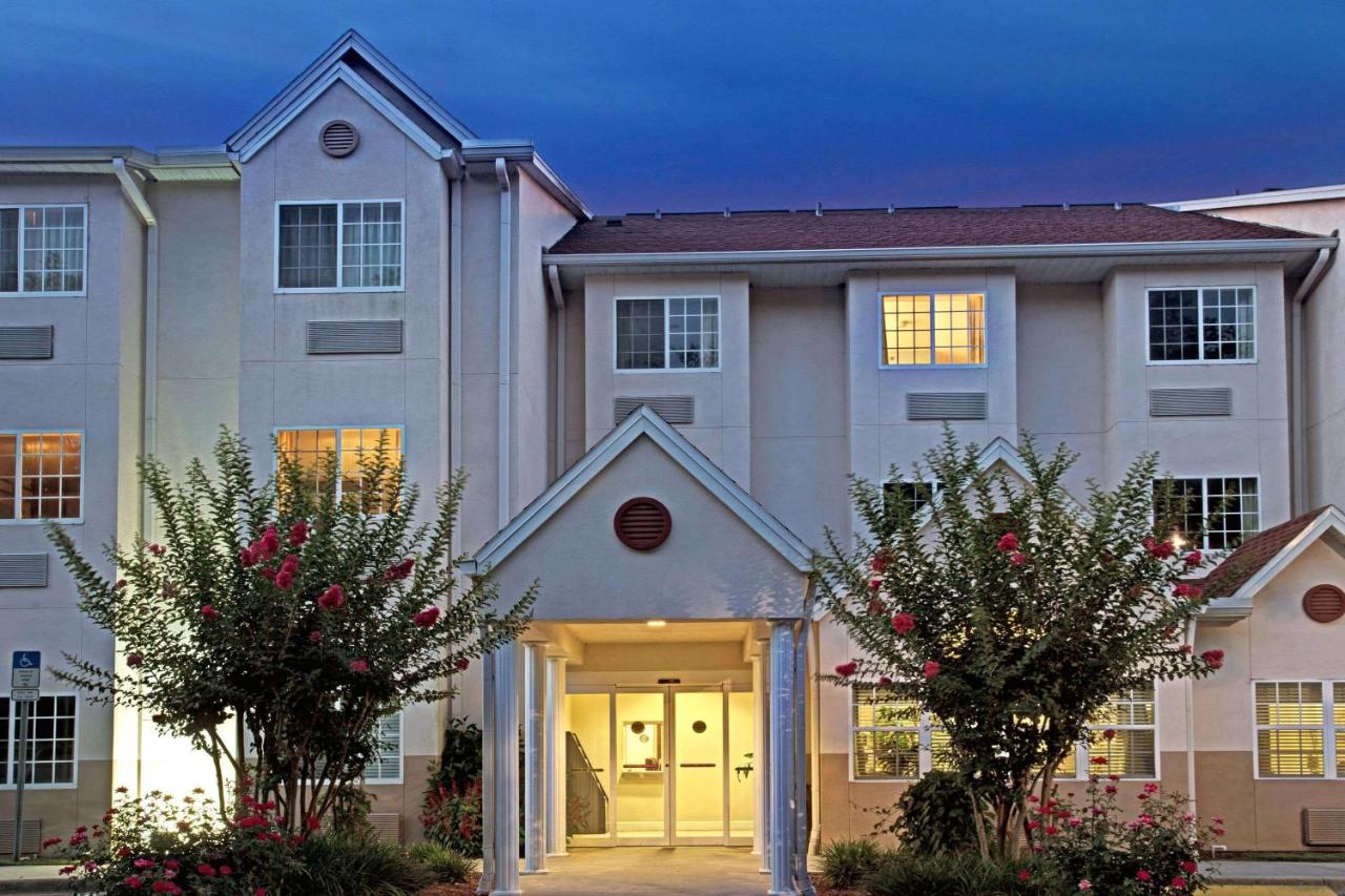 Microtel Inn & Suites by Wyndham Brooksville | Brooksville FL