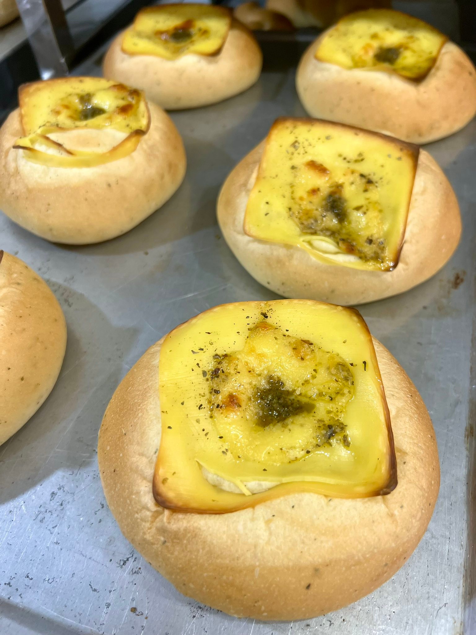 BREAD MODE... - BREAD MODE Pizza, Bread and Pastries by: Joy