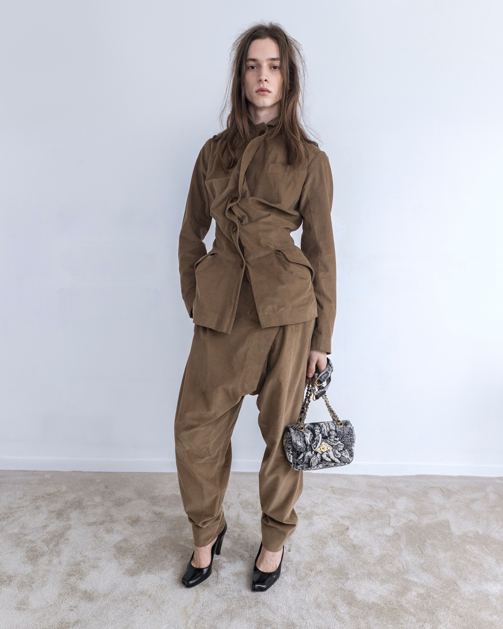 Our Autumn-Winter 2025/26 bags collection features contemporary 