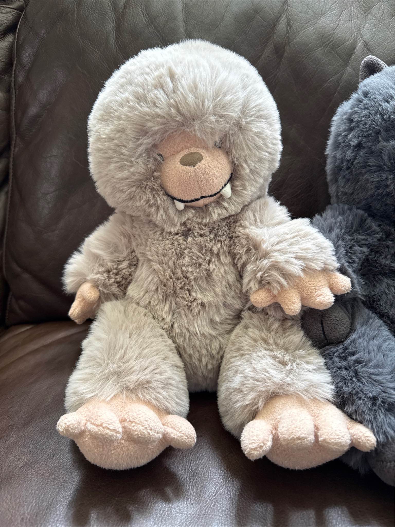 Jellycat Bo Bigfoot and Wilf Wolf Plush Set - Stuffed Animals