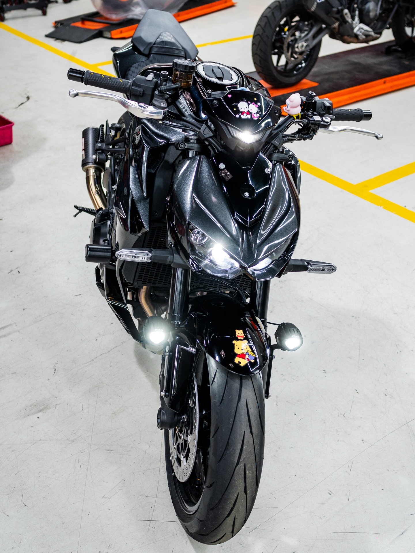 One3 Motoshop - PIAA 220R Dual Colors LED Auxiliary Lights... | Facebook