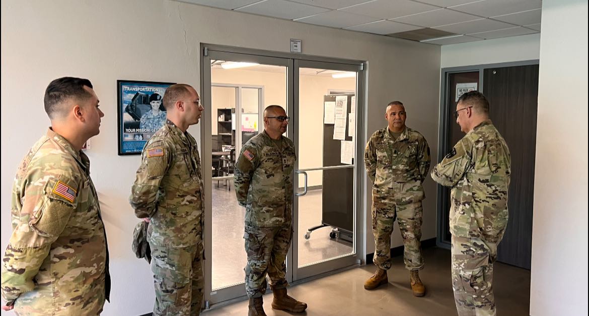 Puerto Rico National Guard - Members of the Puerto Rico National Guard ...