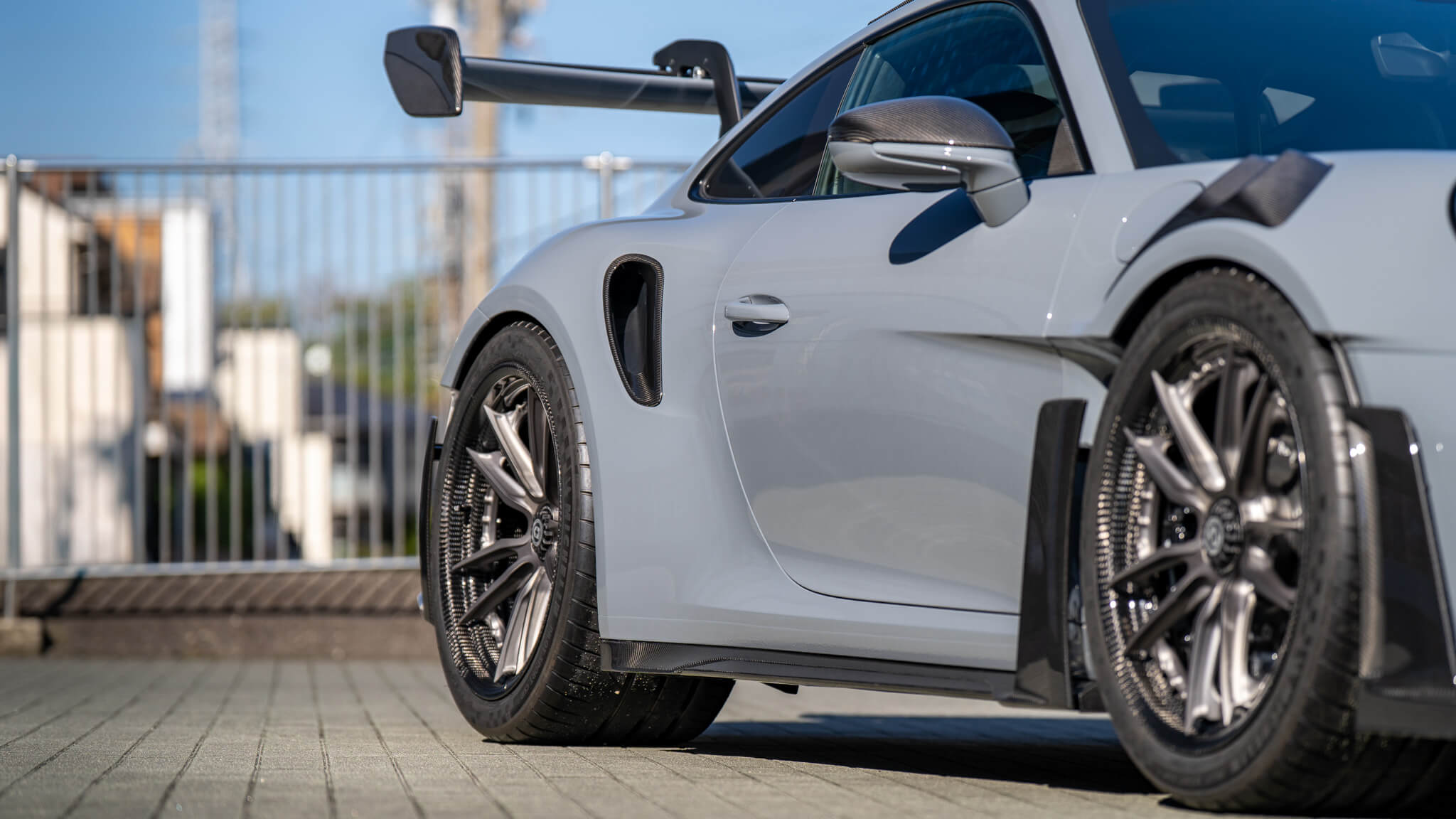 有位客人，... - HRE Performance Wheels Taiwan - Chu's & Sons / 毅成企業 | Facebook