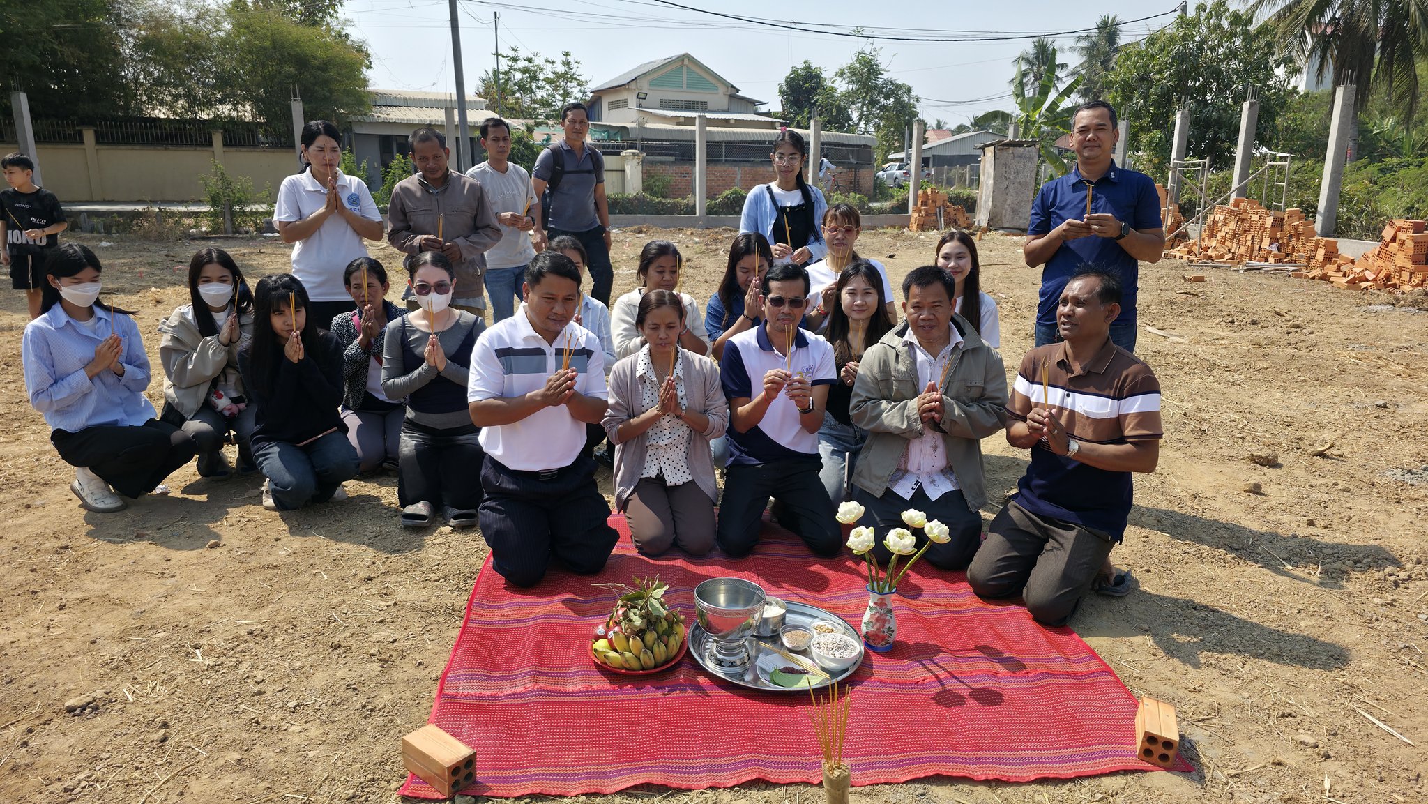 មជ្ឈមណ្ឌលហ្វឹកហ្វឺនភាសាខូអ័រ - COERR Center | Battambang