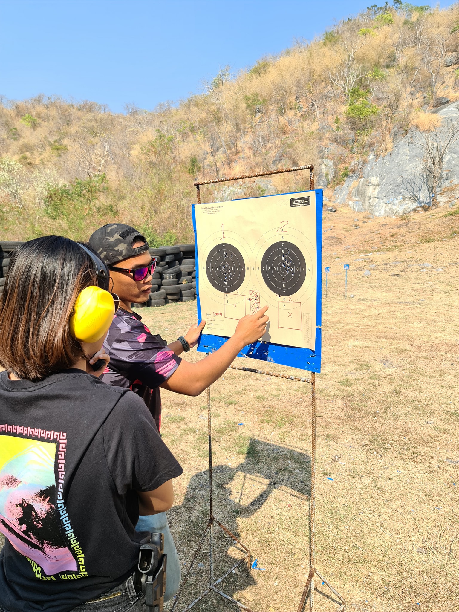 ZERO instructor - นักเรียนถาม👏 ทำไมครูให้ยิงใกล้จัง... | Facebook