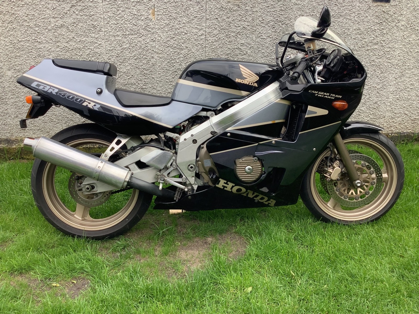 1989 Honda CBR400RR NC23 Baby Blade Proper clean tri-arm import