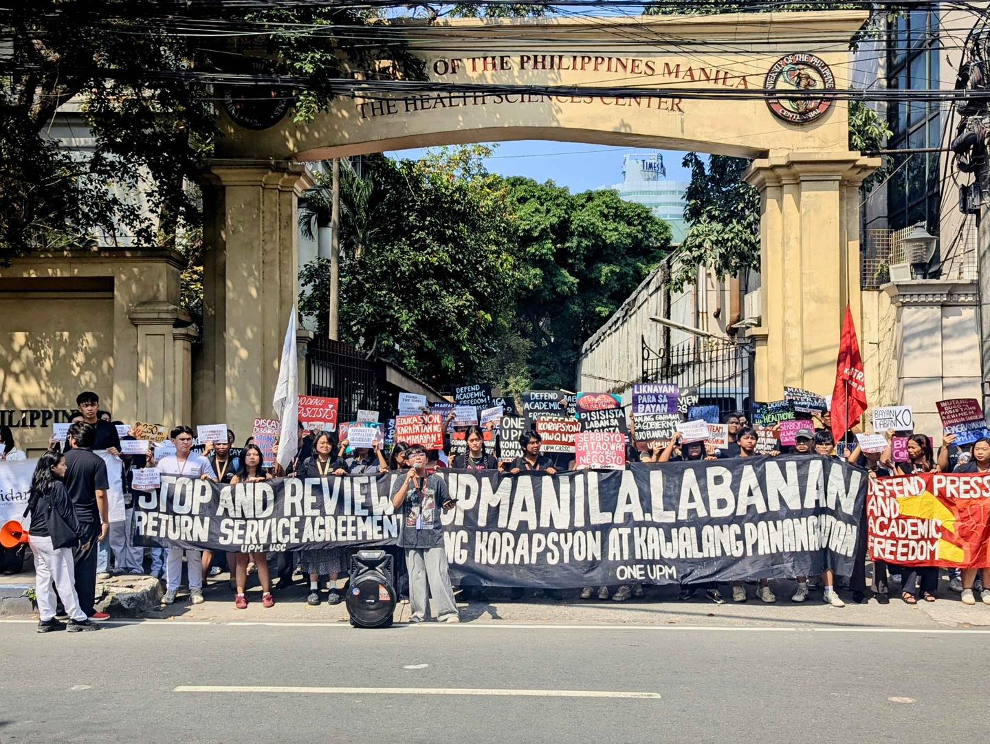 TINGNAN: Nagkakasa ang mga... - Philippine Collegian | Facebook