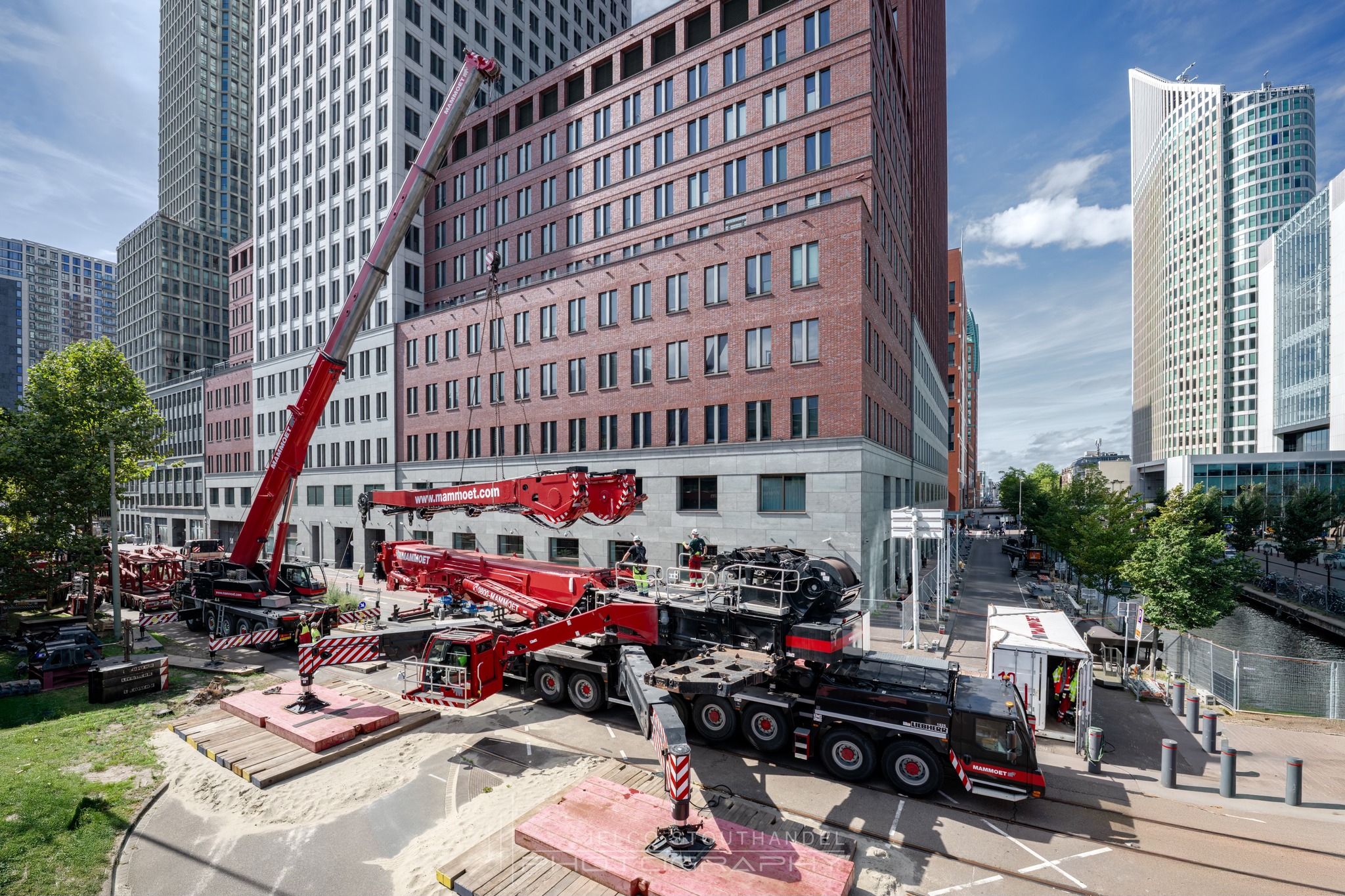 The Liebherr LTM 11200-9.1 from Mammoet