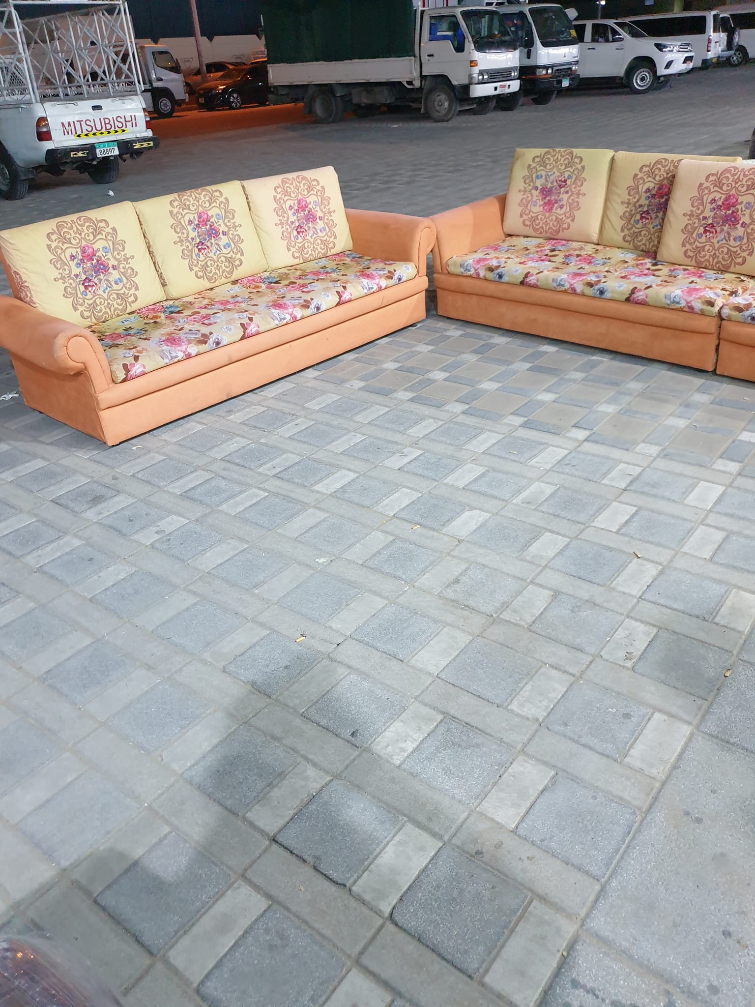 Al Waheed Used Furniture