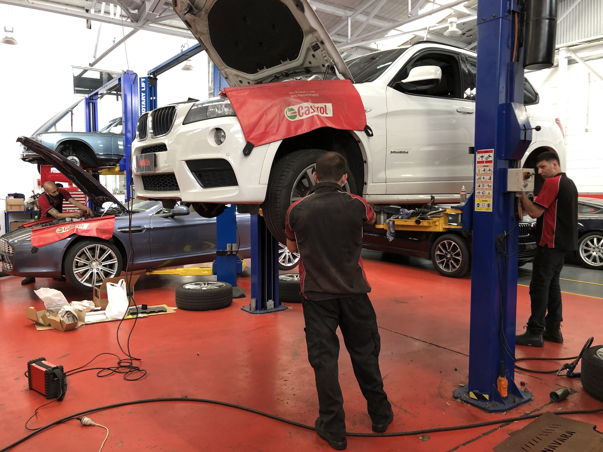 Hitech Automotive Service Centre | Sydney NSW